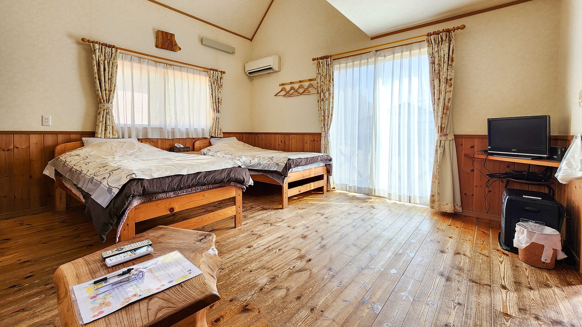 #Cottage guest rooms