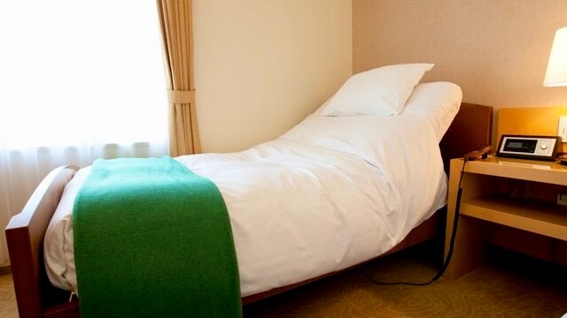 Barrier-free twin room