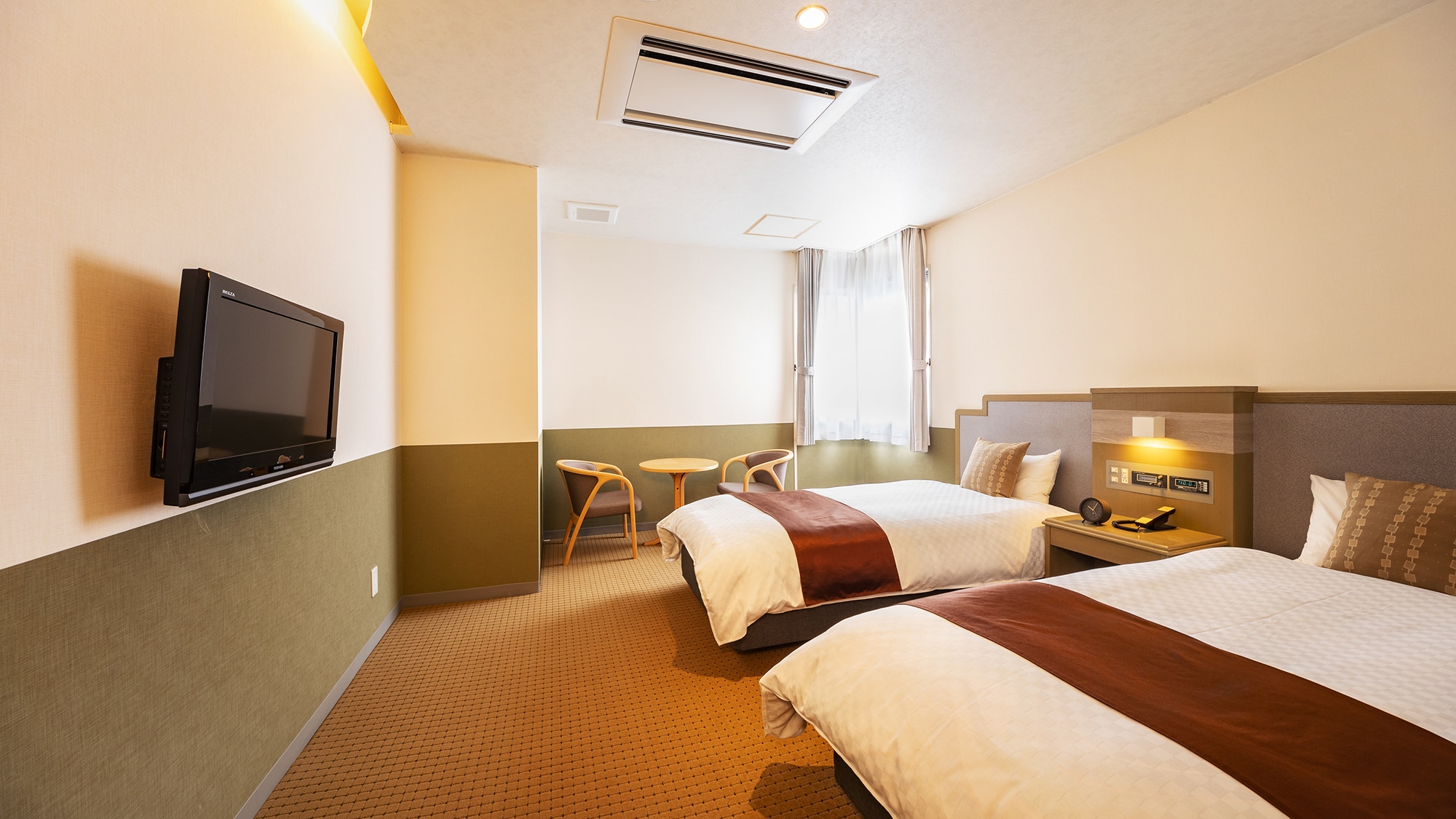 [Twin Room] A compact room for two people. (Example)