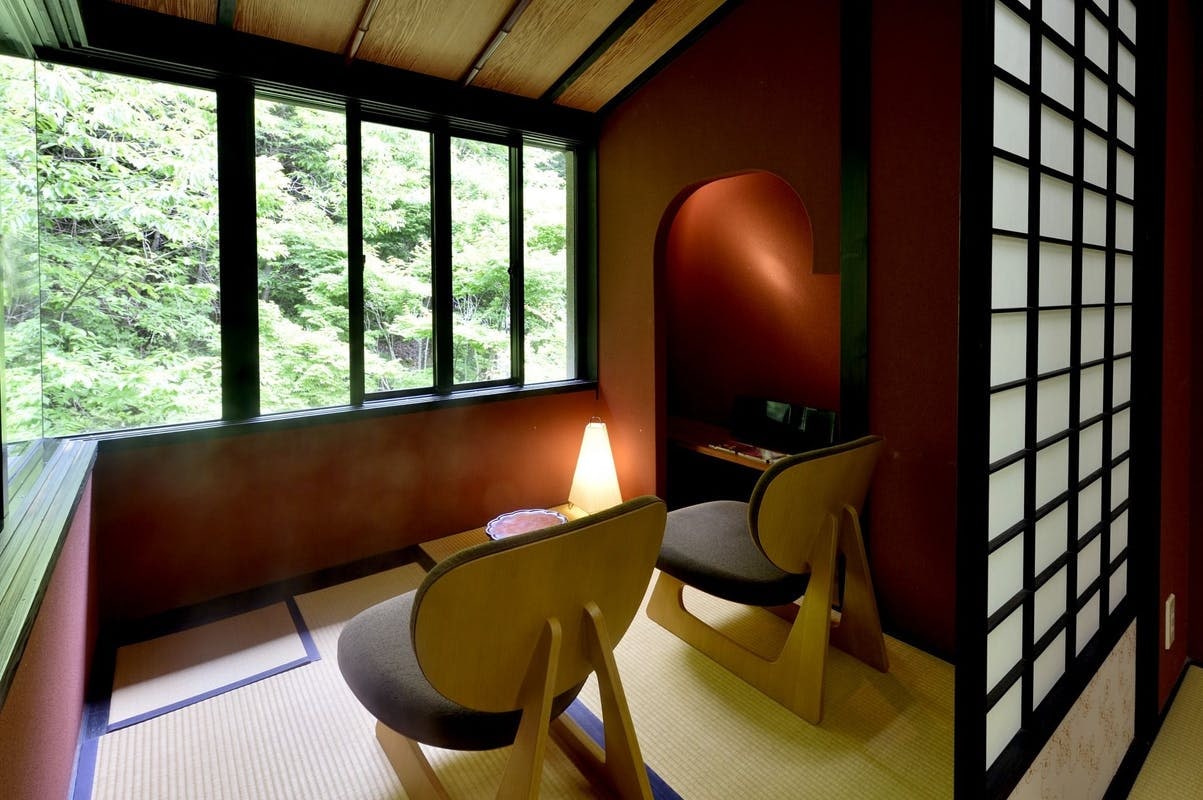 Guest room with open-air hot spring bath (68 square meters)