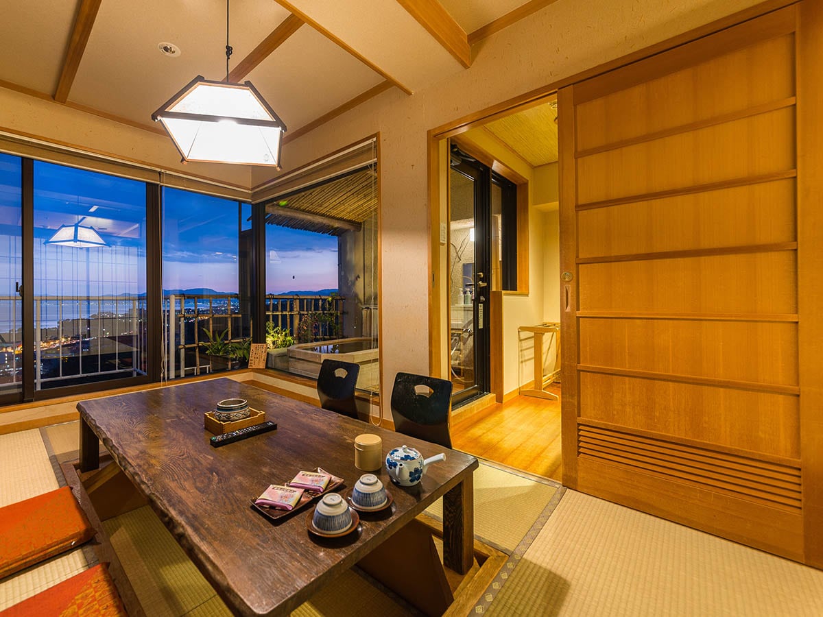 "Executive Satoyama Japanese-style Room" guest room (example)