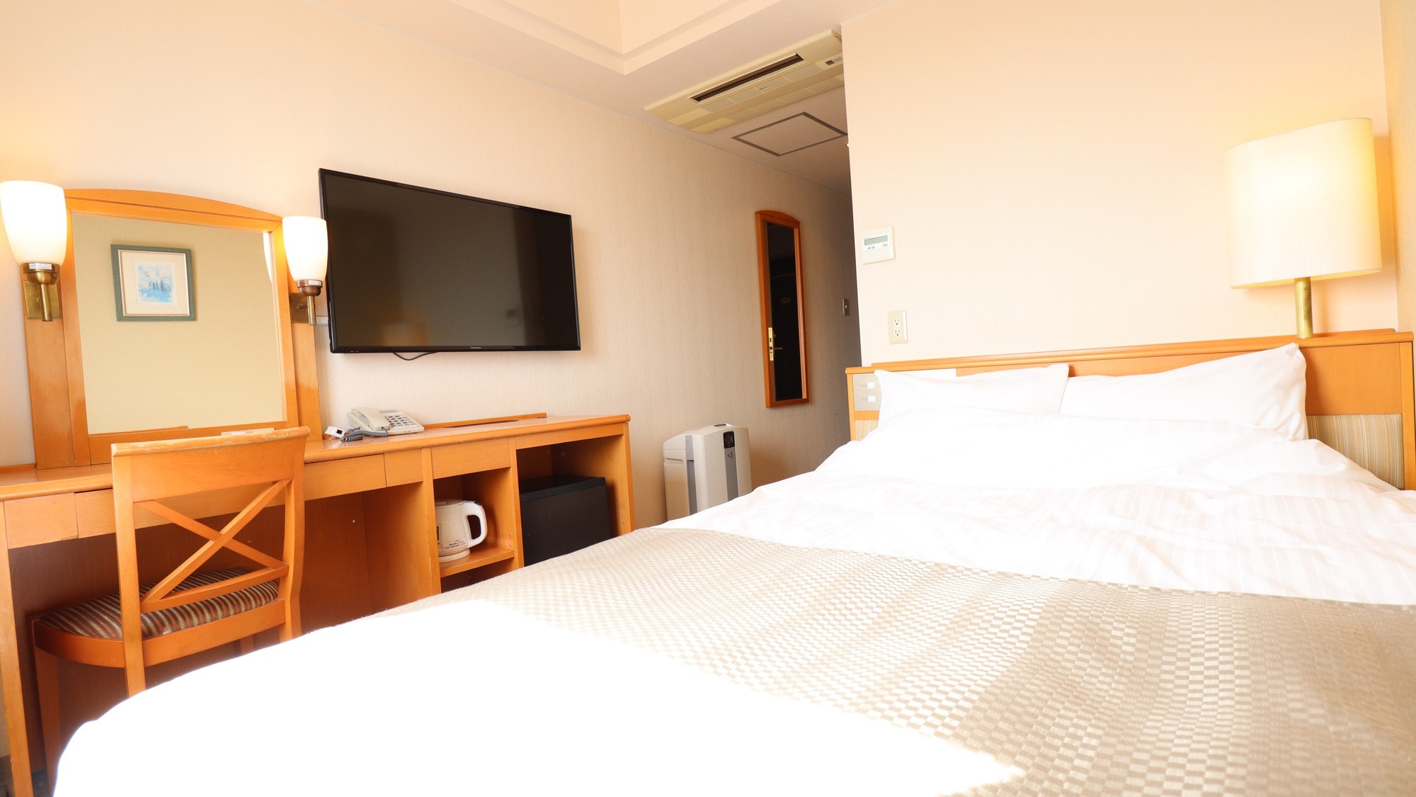 『New building』Semi-double room A [Forbidden/Smoking] Width 140 x 203 long double bed