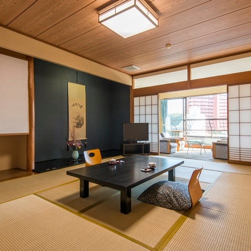 Phòng kiểu Nhật 12 chiếu tatami + hiên rộng