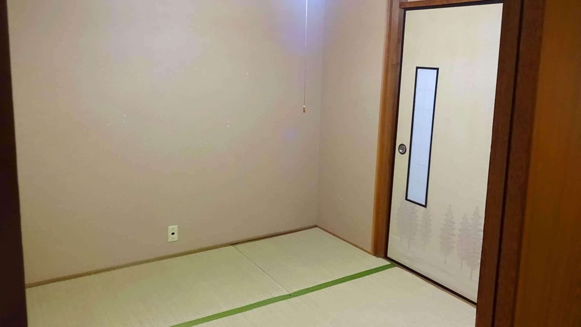 ・ [Japanese-style room 4.5 tatami mats example]: Room for 1 person only