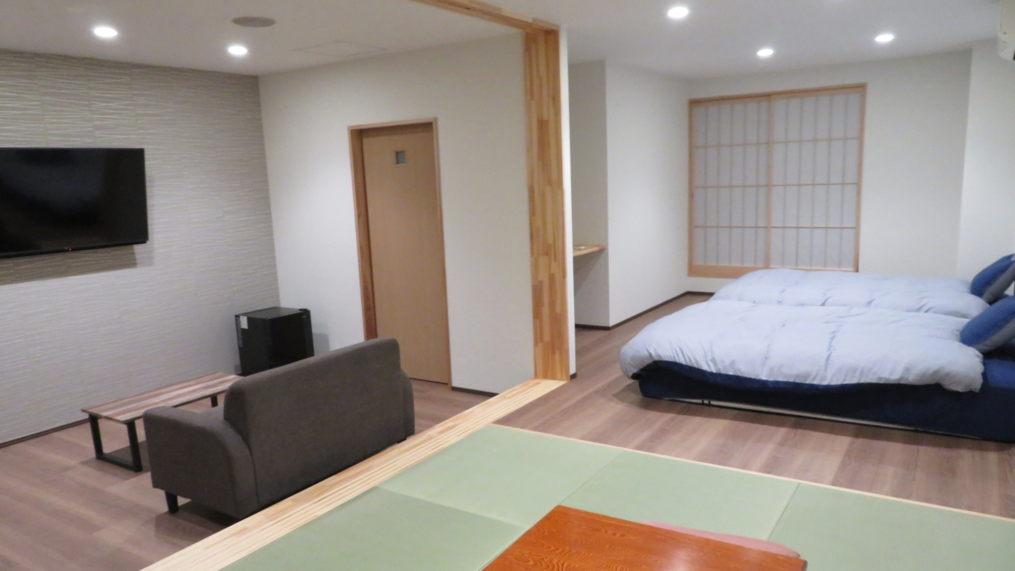 * A spacious Japanese and Western room newly established in 2022. This room is recommended for family and group trips.