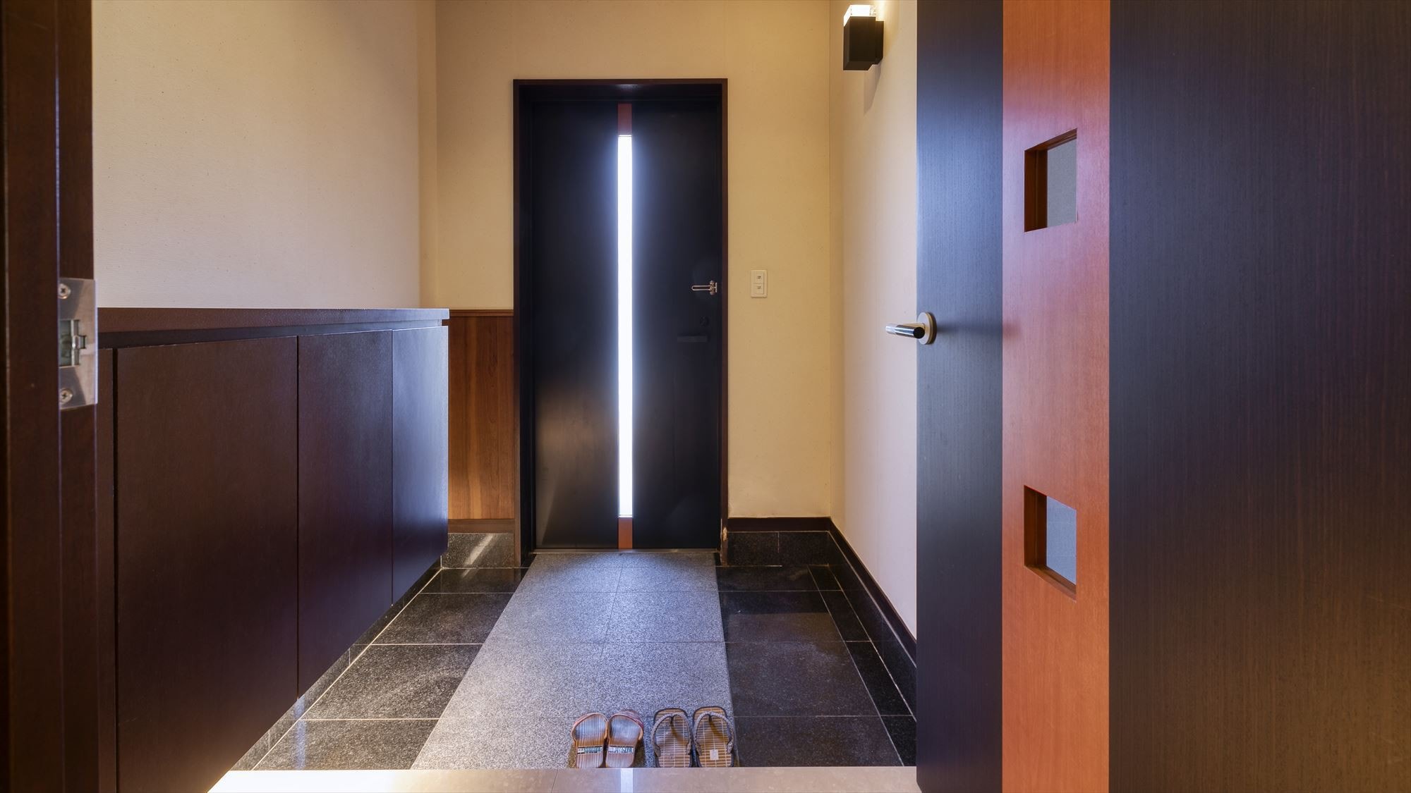 With open-air bath and indoor bath [Ho-o Room]