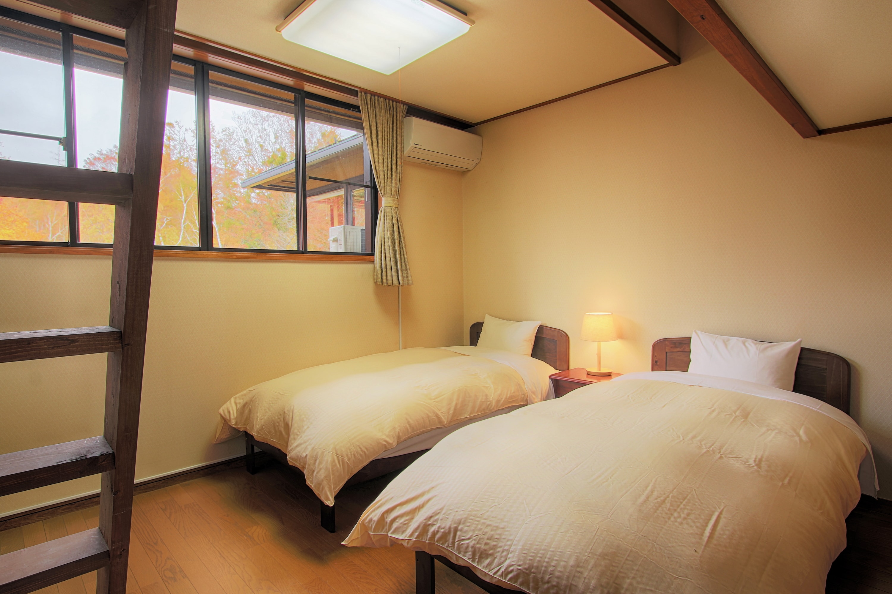 Room 207