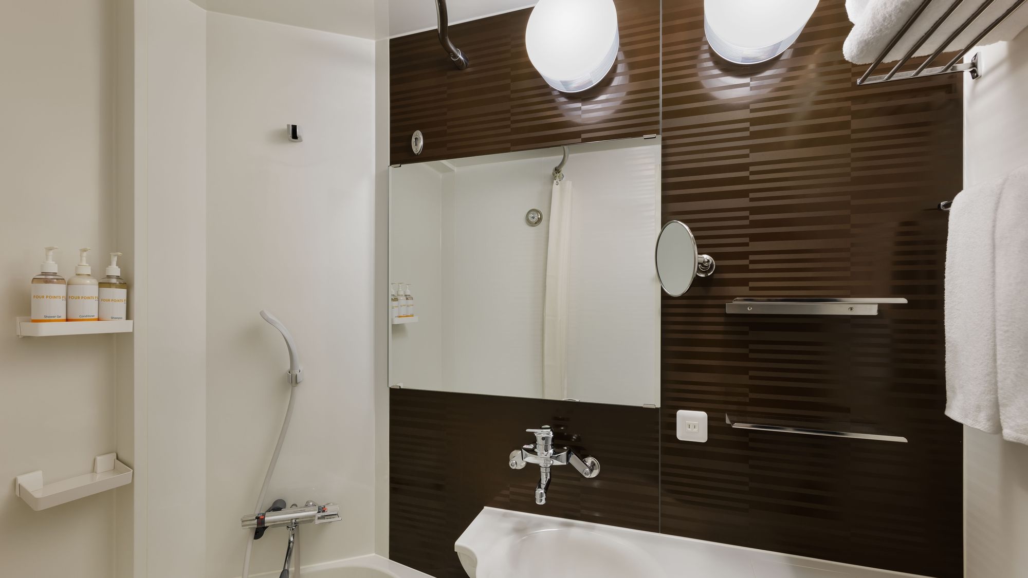 Bathroom (double room)