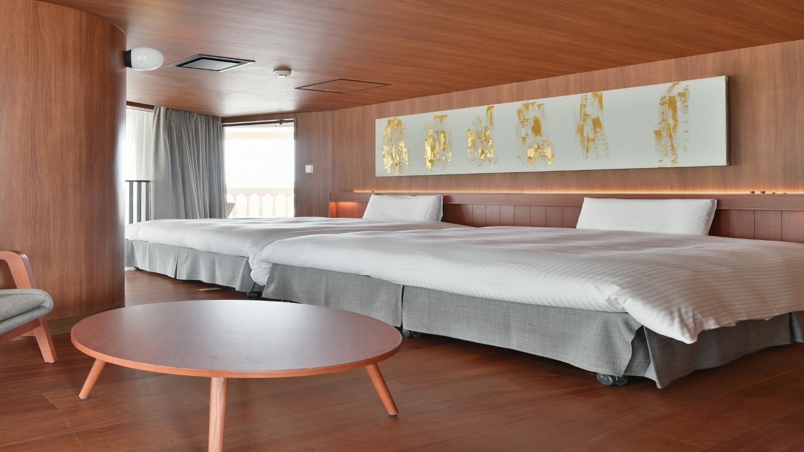 Diamond suite