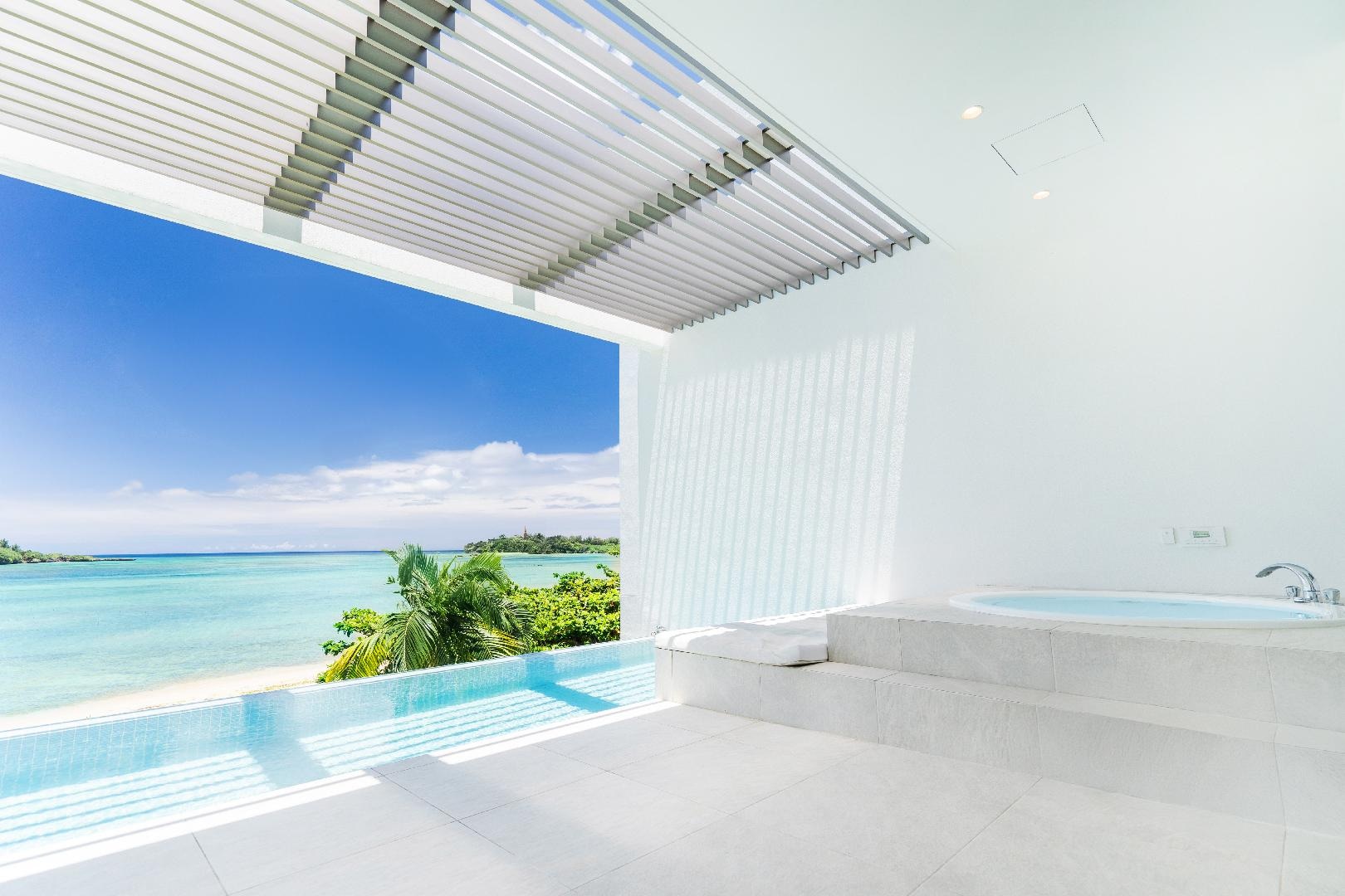 2nd floor infinity pool