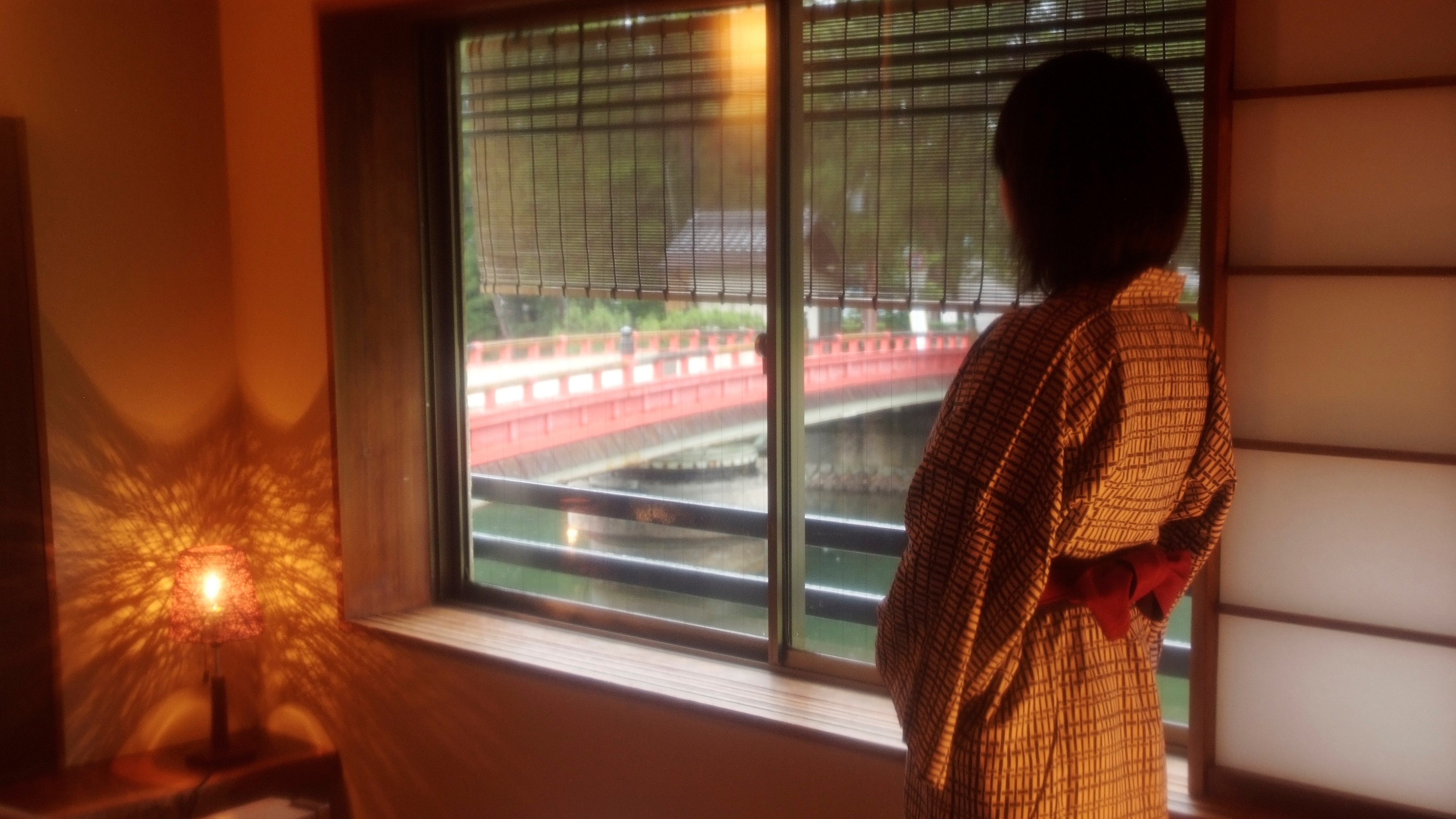 Have a relaxing time while looking at Amanohashidate Kaisen Bridge. ..
