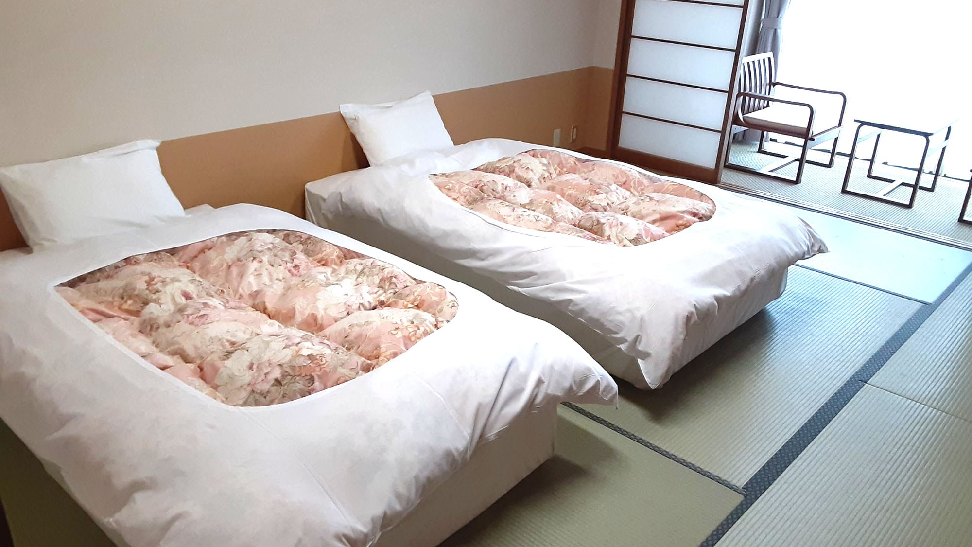 ห้องทวินสไตล์ญี่ปุ่น (ห้ามสูบบุหรี่) (ขนาด 10 เสื่อทาทามิ ไม่มีอ่างอาบน้ำ)