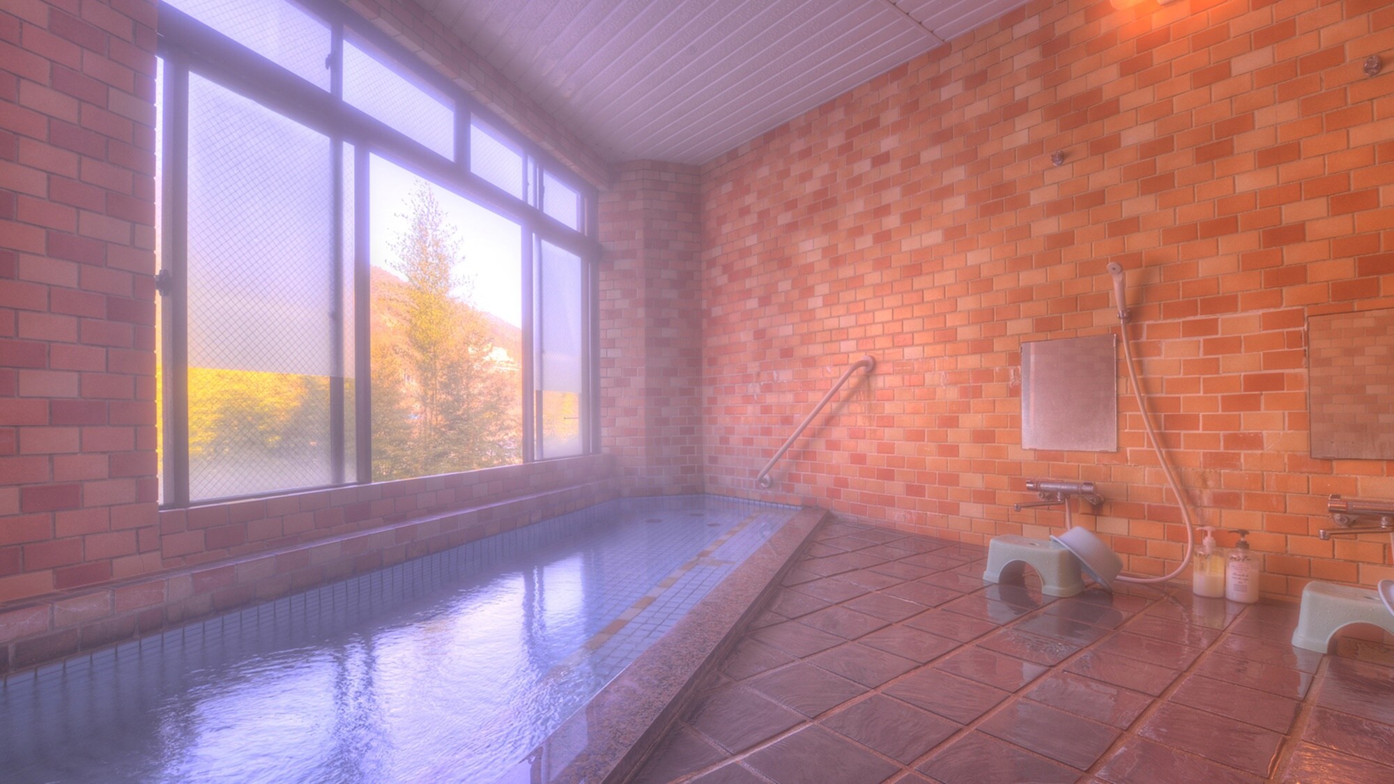 *ห้องอาบน้ำชาย