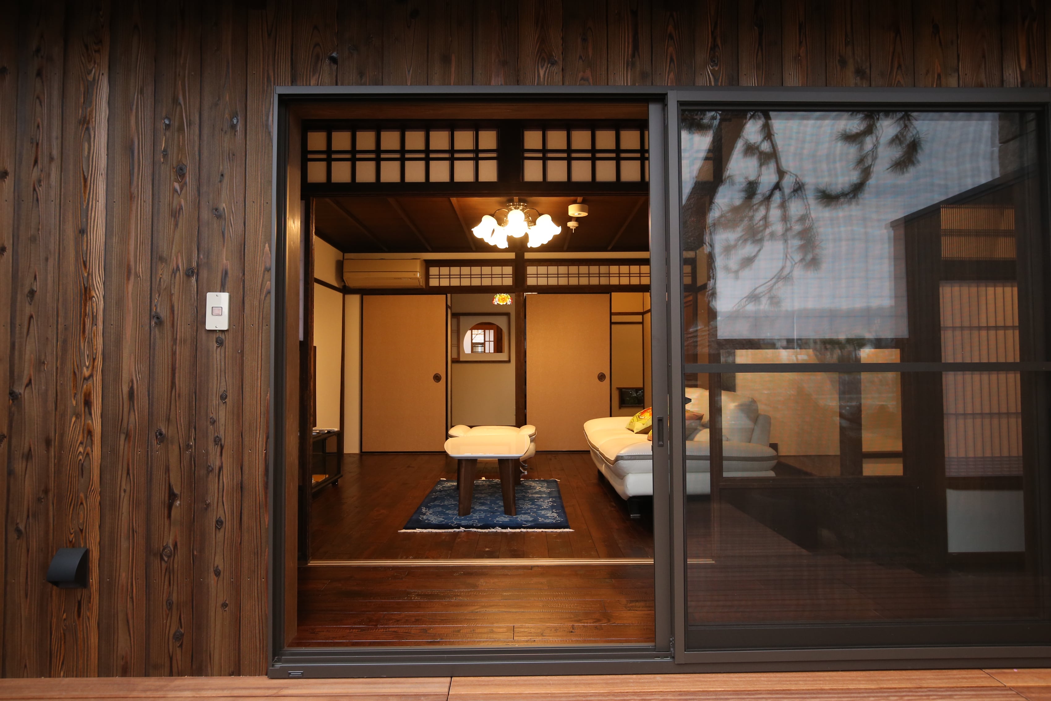 Kamar barat dari dek