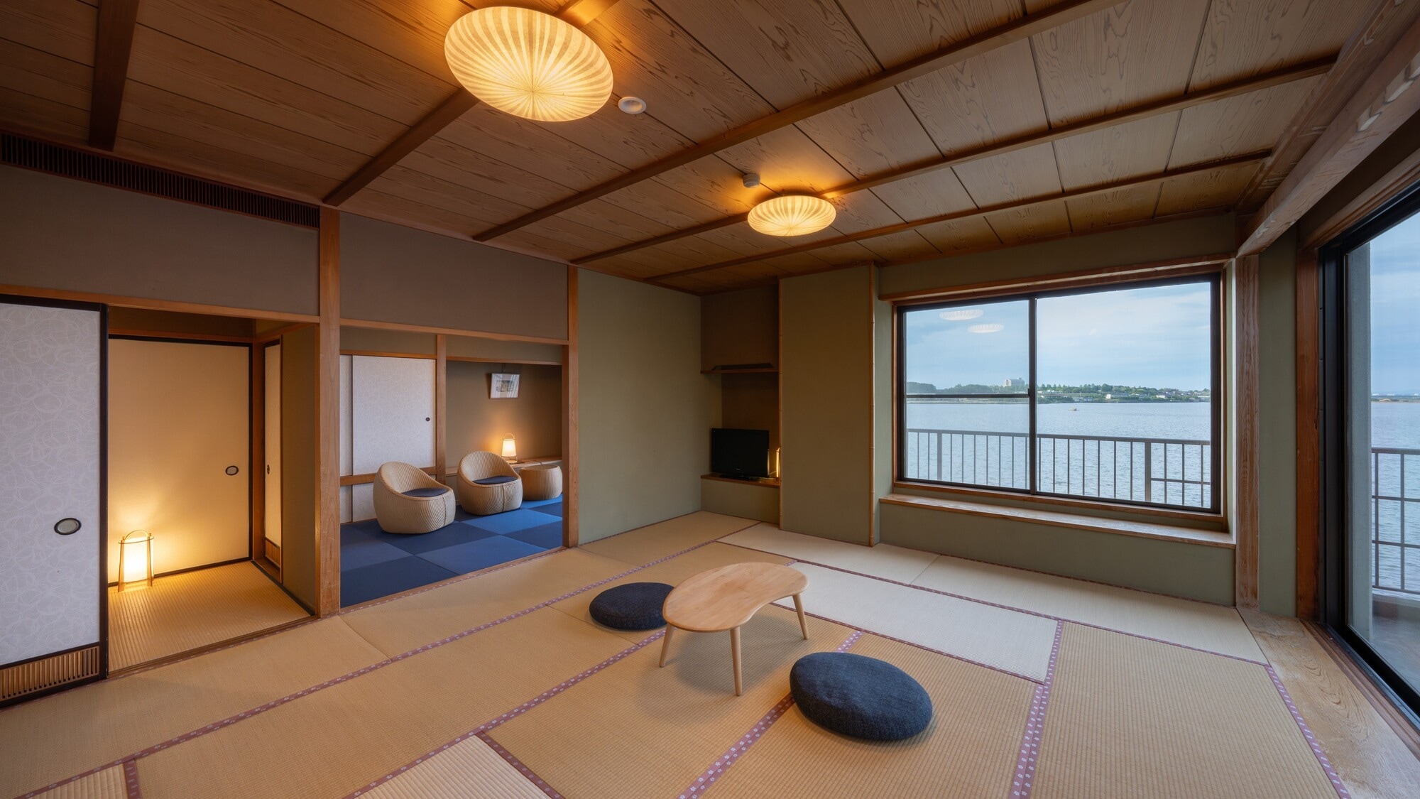 ■ Example of a standard Japanese-style room (corner room, lakeside view)