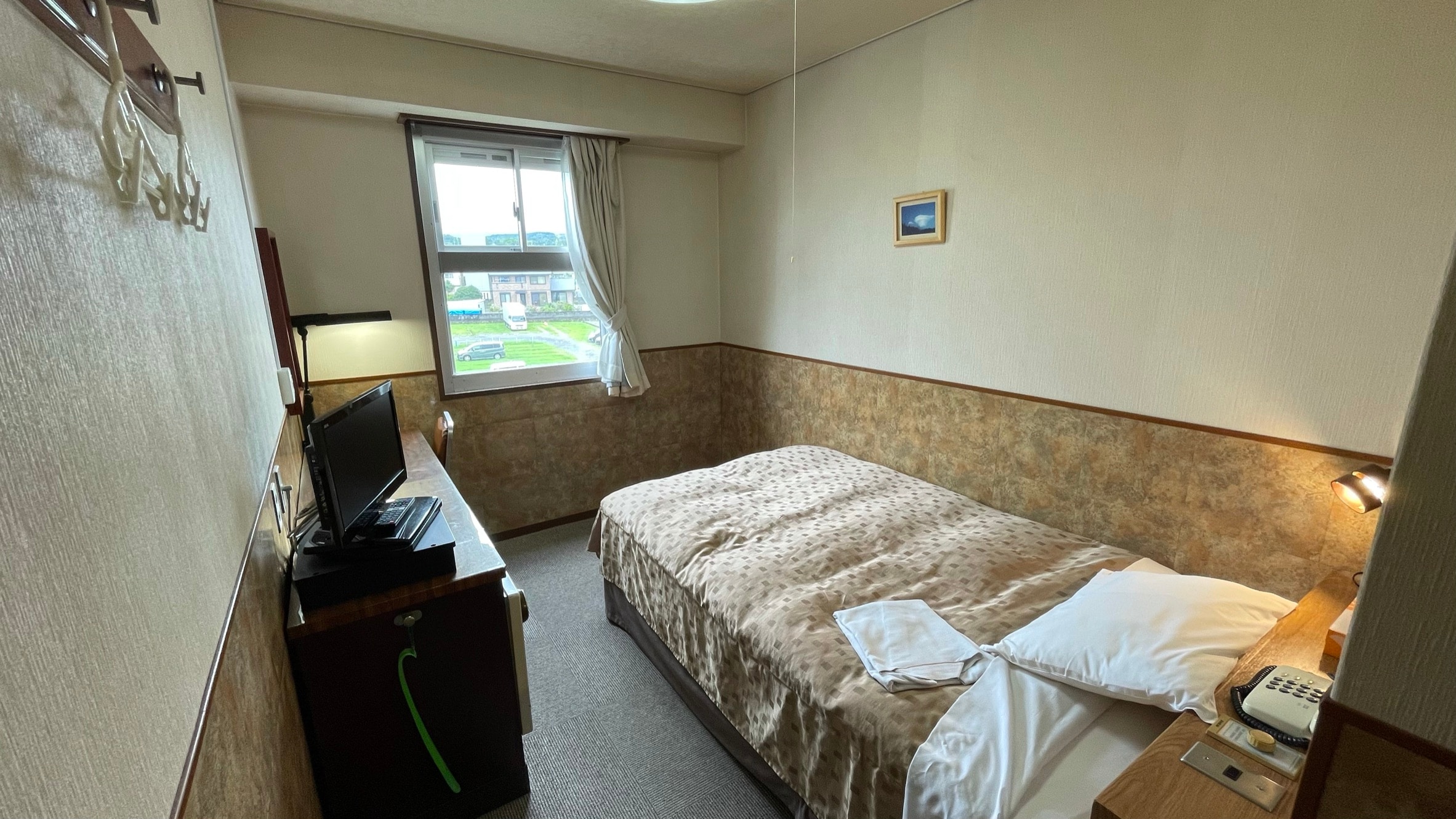 ●Single non-smoking room (Rooms facing Mt. Fuji available)
