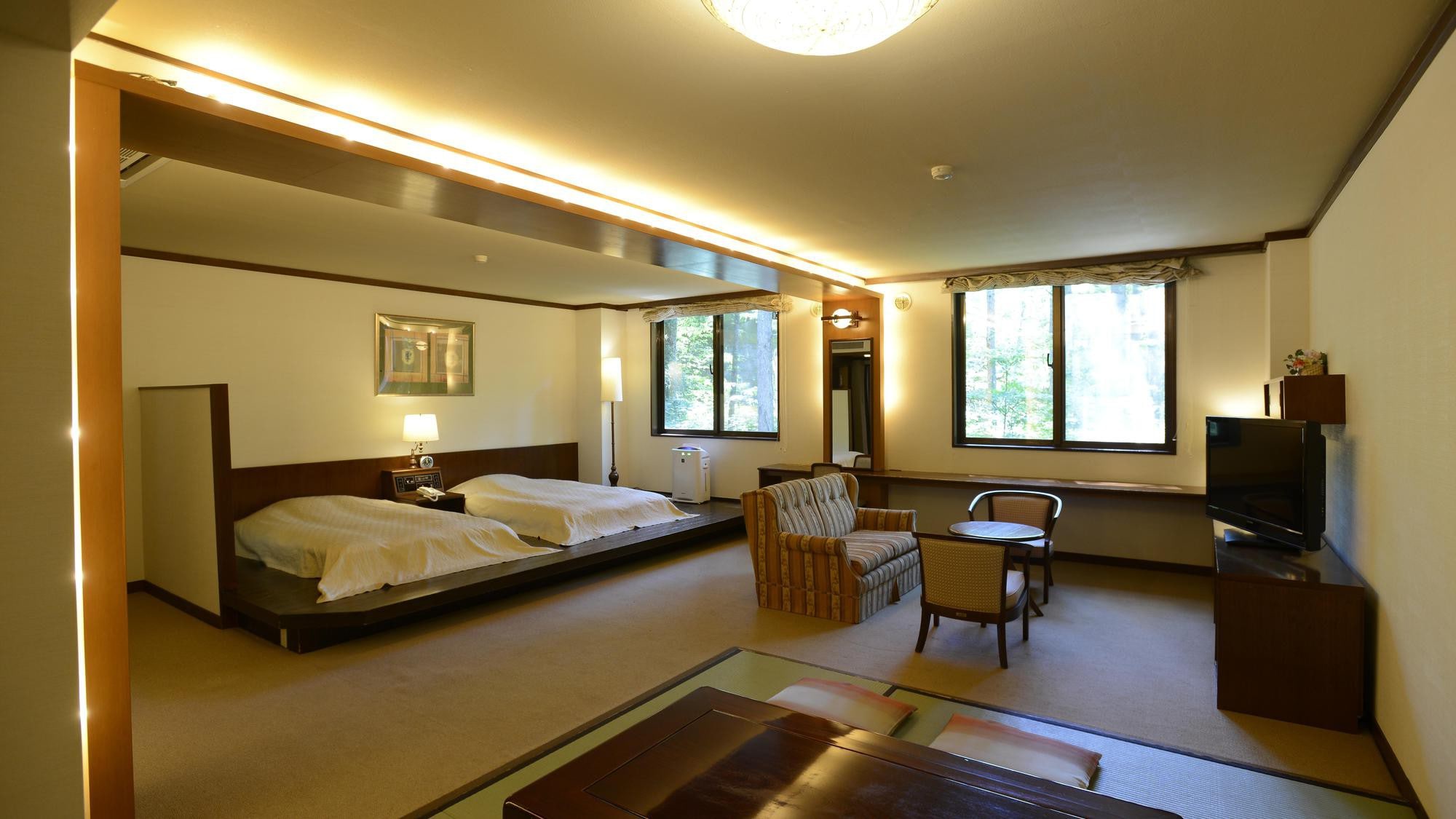 Japanese-Western room