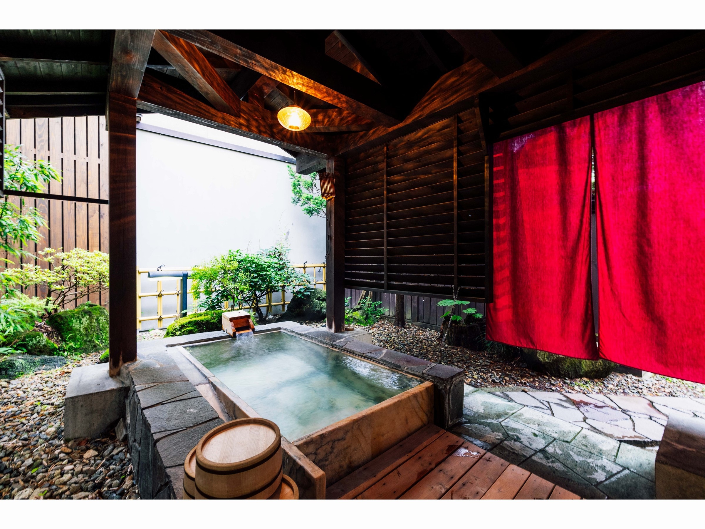 包租露天浴池[寶明之湯]