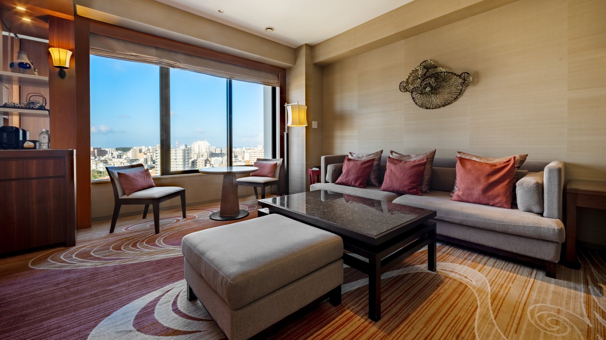 [Regency Executive Suite Twin 64㎡] Bersantai di ruang tamu yang nyaman
