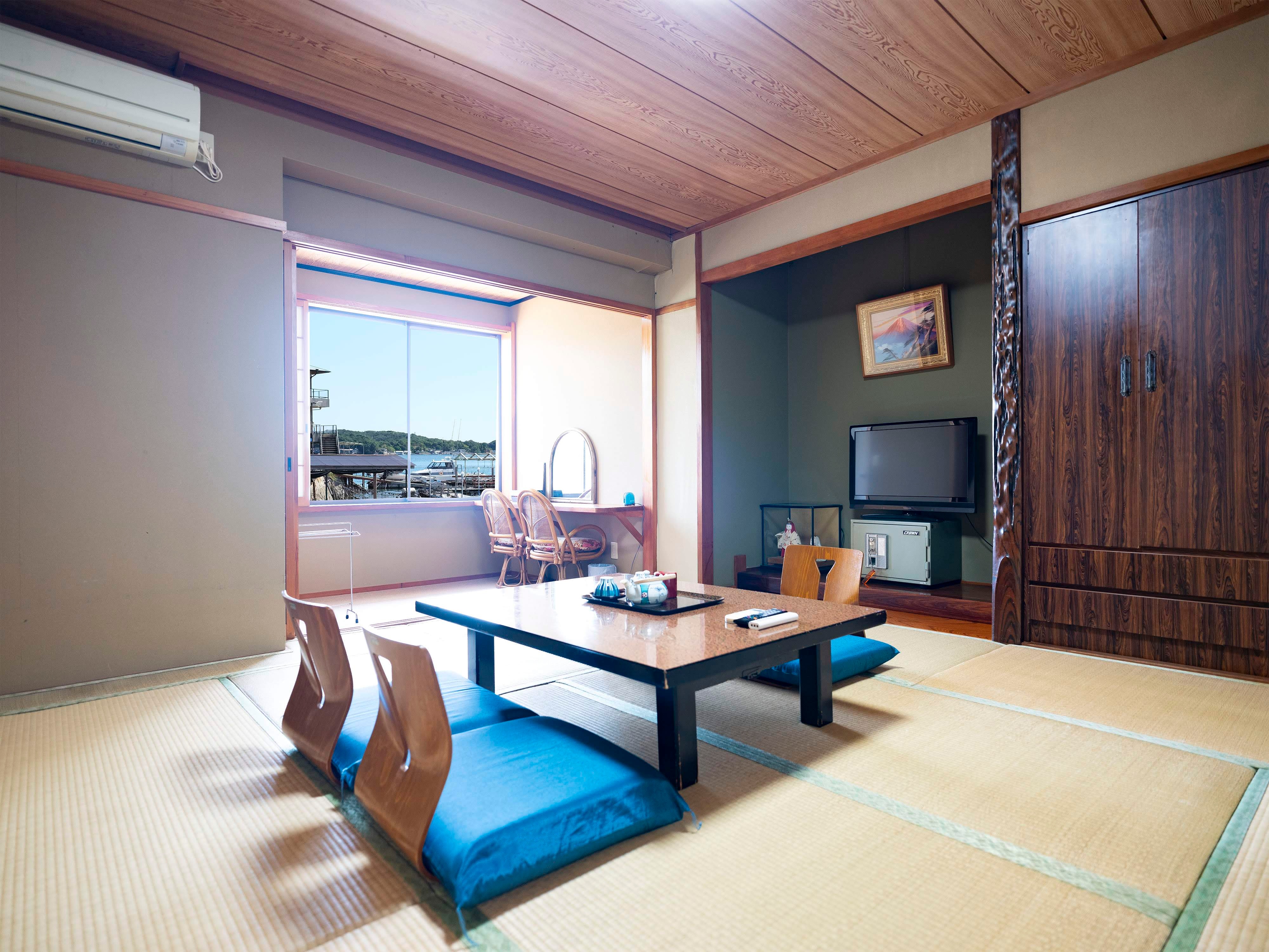Japanese-style room 6 tatami mats
