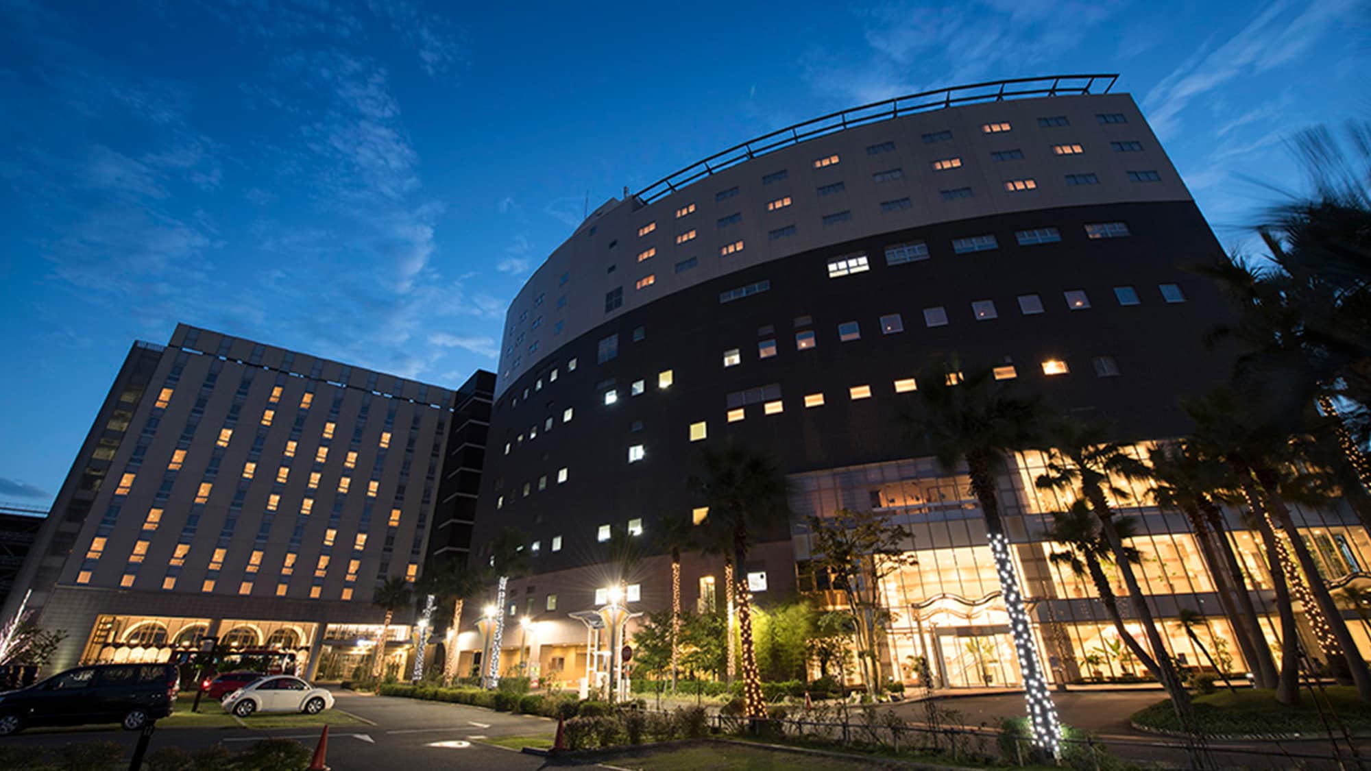 SPA&HOTEL舞濱歐亞酒店外觀（夜間）