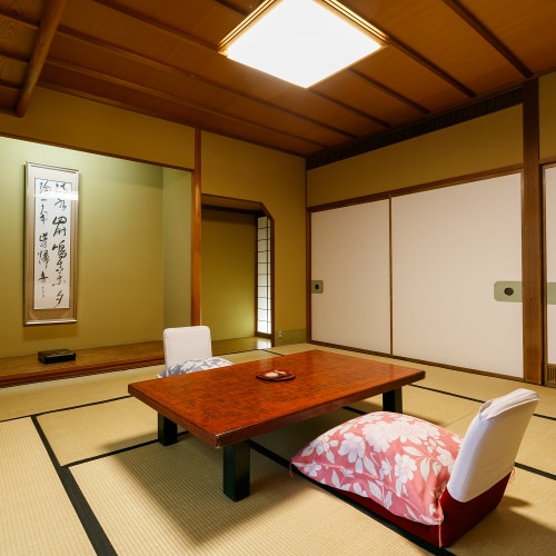 ●Japanese-style room 12.5 tatami mats