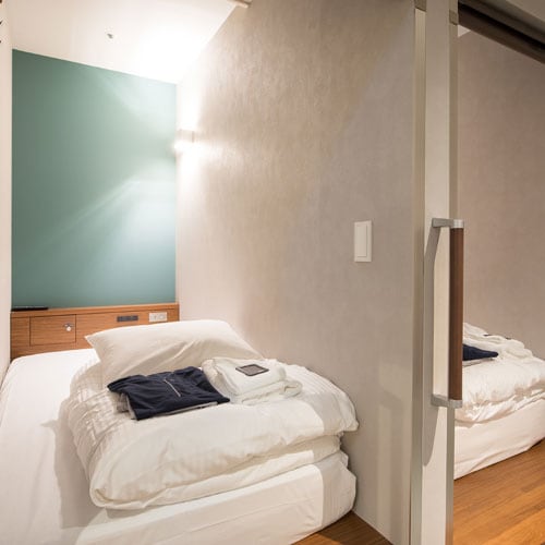 [◆Men only◆Normal Cabin] Equipped with Simmons beds, which are also used in famous hotels.