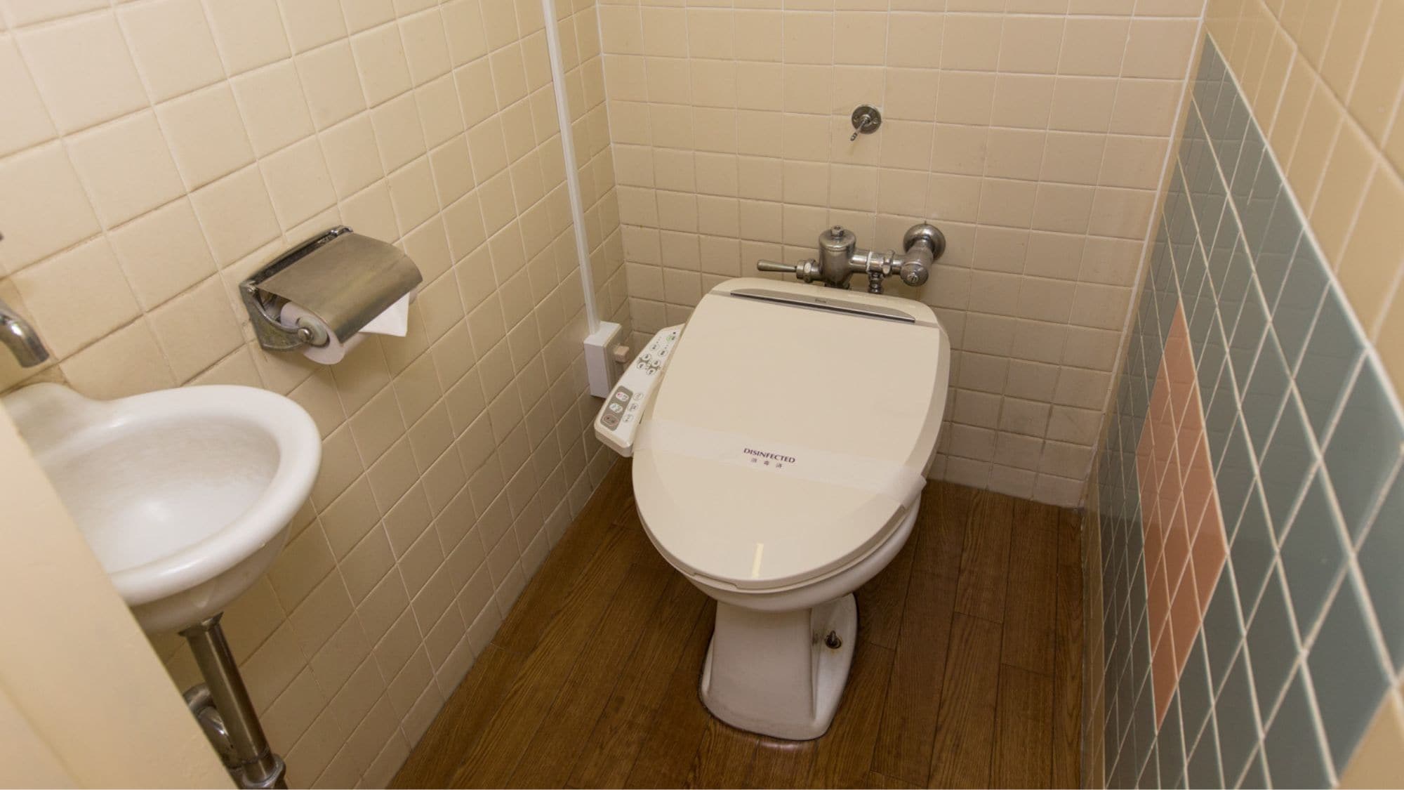 ◆Phòng kiểu Nhật với bồn tắm ngoài trời | Nhà vệ sinh có chức năng rửa