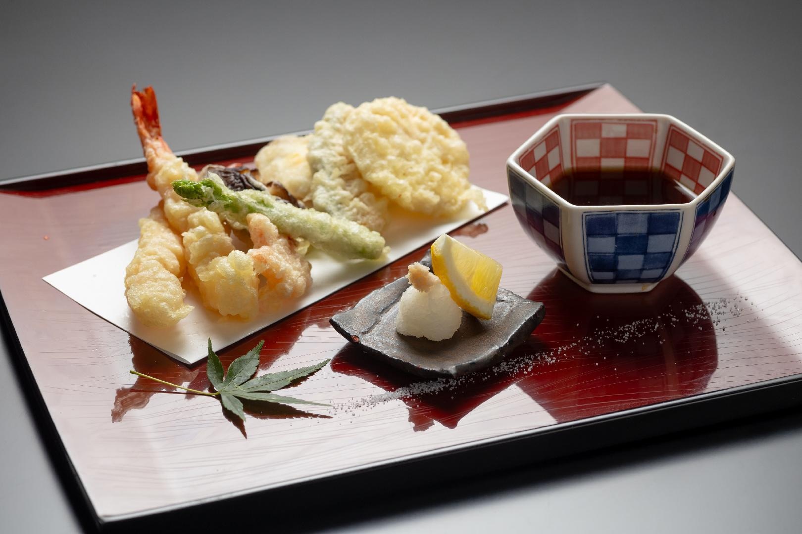 Seafood and vegetable tempura
