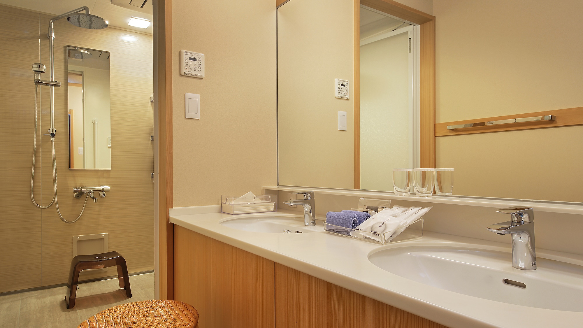 12 tatami Japanese-style room "Oto" (Renovated in 2019)