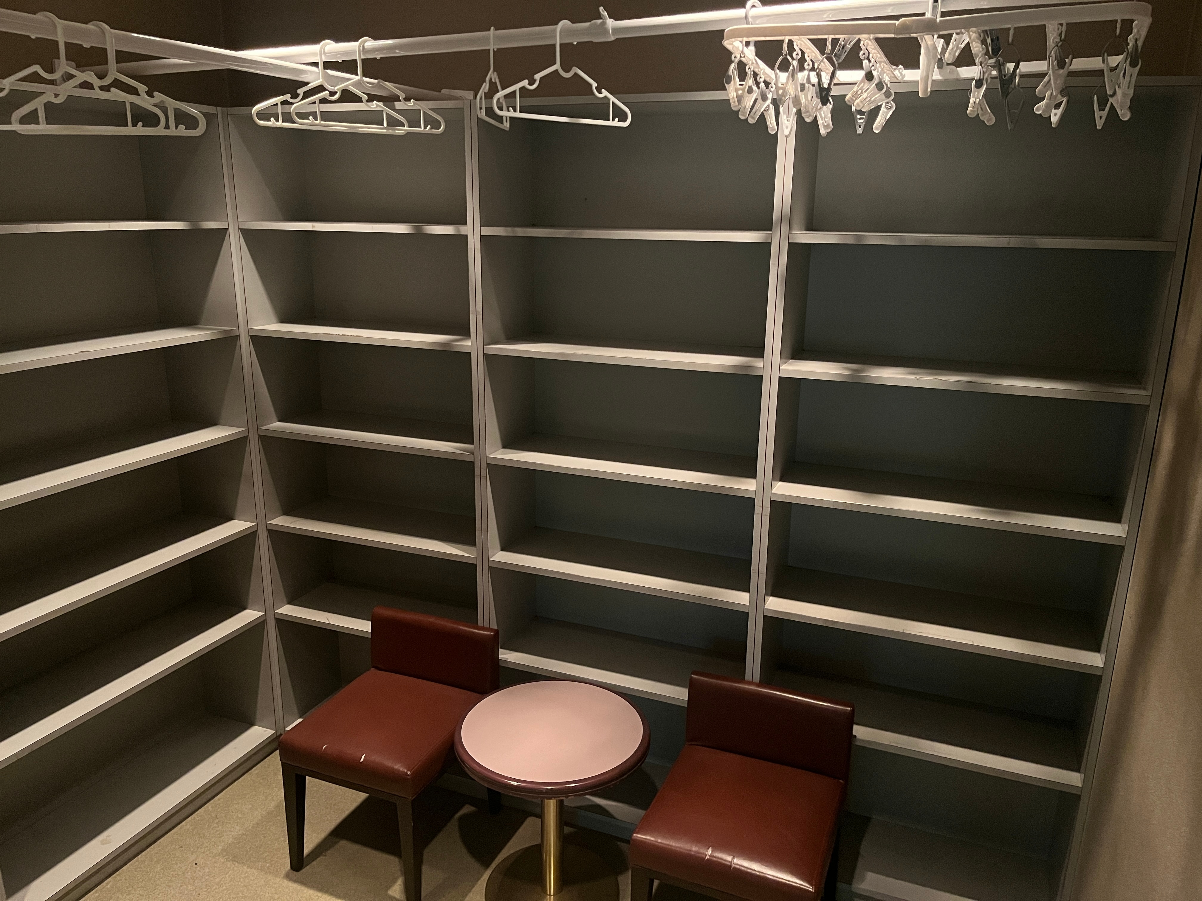 Dry room