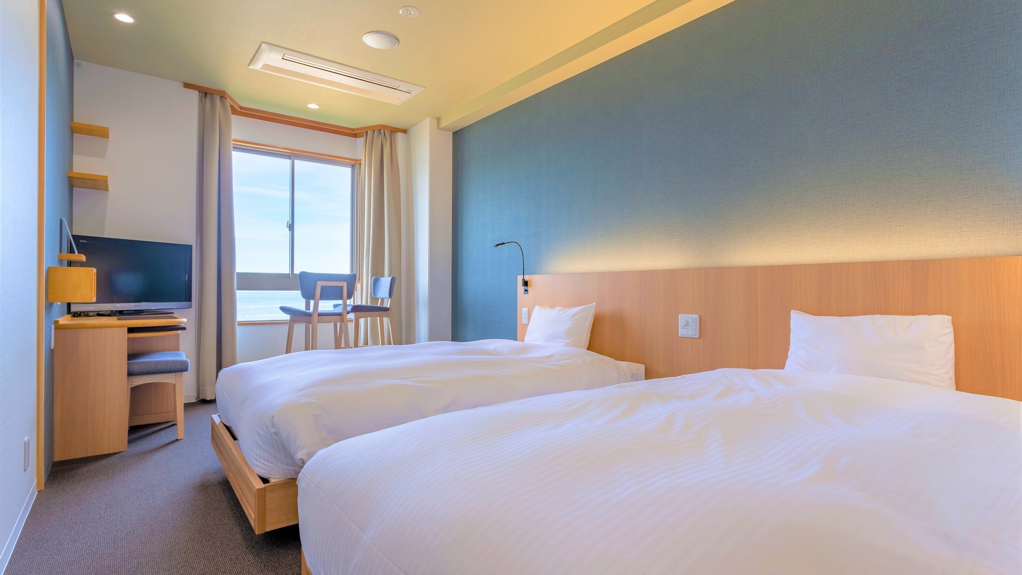 ■ Renewal Twin 20 sqm / No smoking in the entire building / Oceanfront (2nd and 3rd floors)