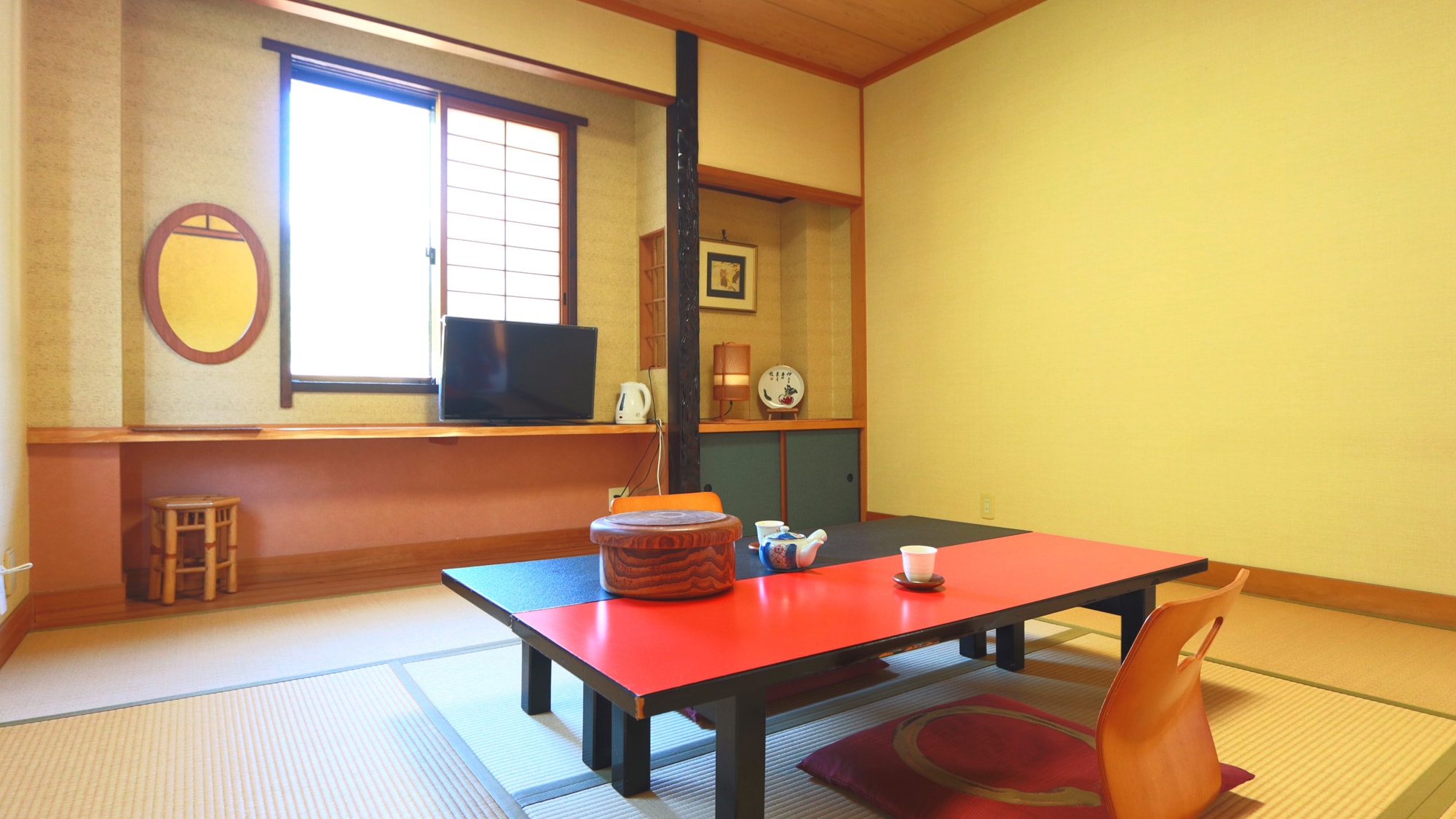 Compact Japanese-style room (1-2 persons)