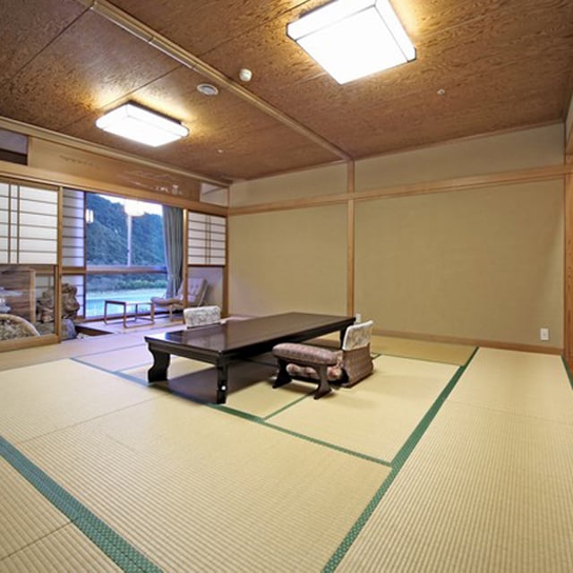 Kamar khusus bergaya Jepang dengan pemandangan bak mandi, tepi sungai (15 tikar tatami + 3 tikar tatami, 67,5 meter persegi)
