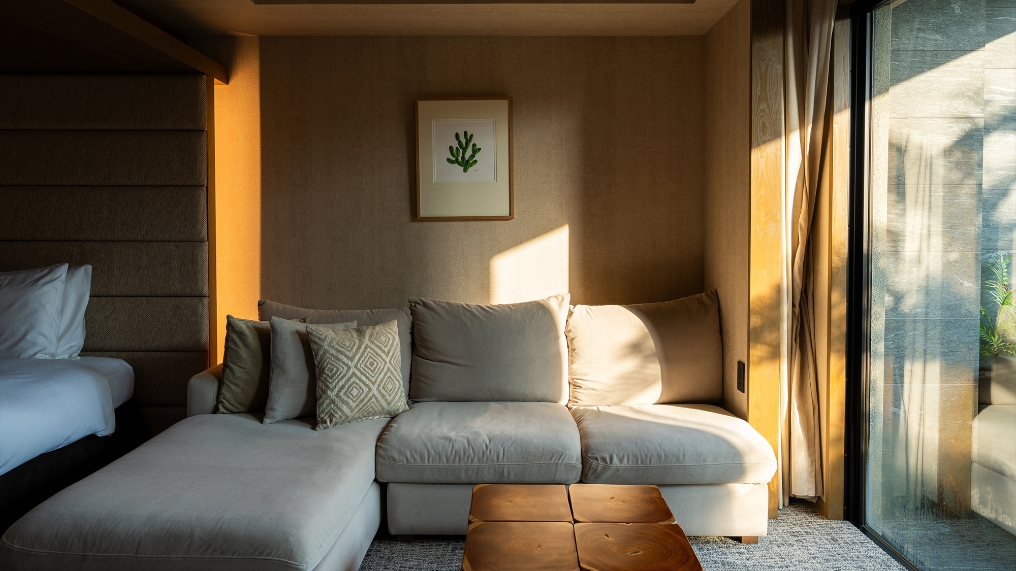Guest room image