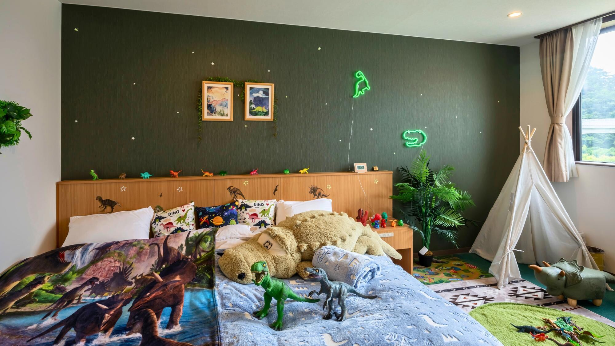 Adorable stuffed dinosaur toys and figurines that look as if they will come to life at any moment. You might even have dreams of the dinosaur era!