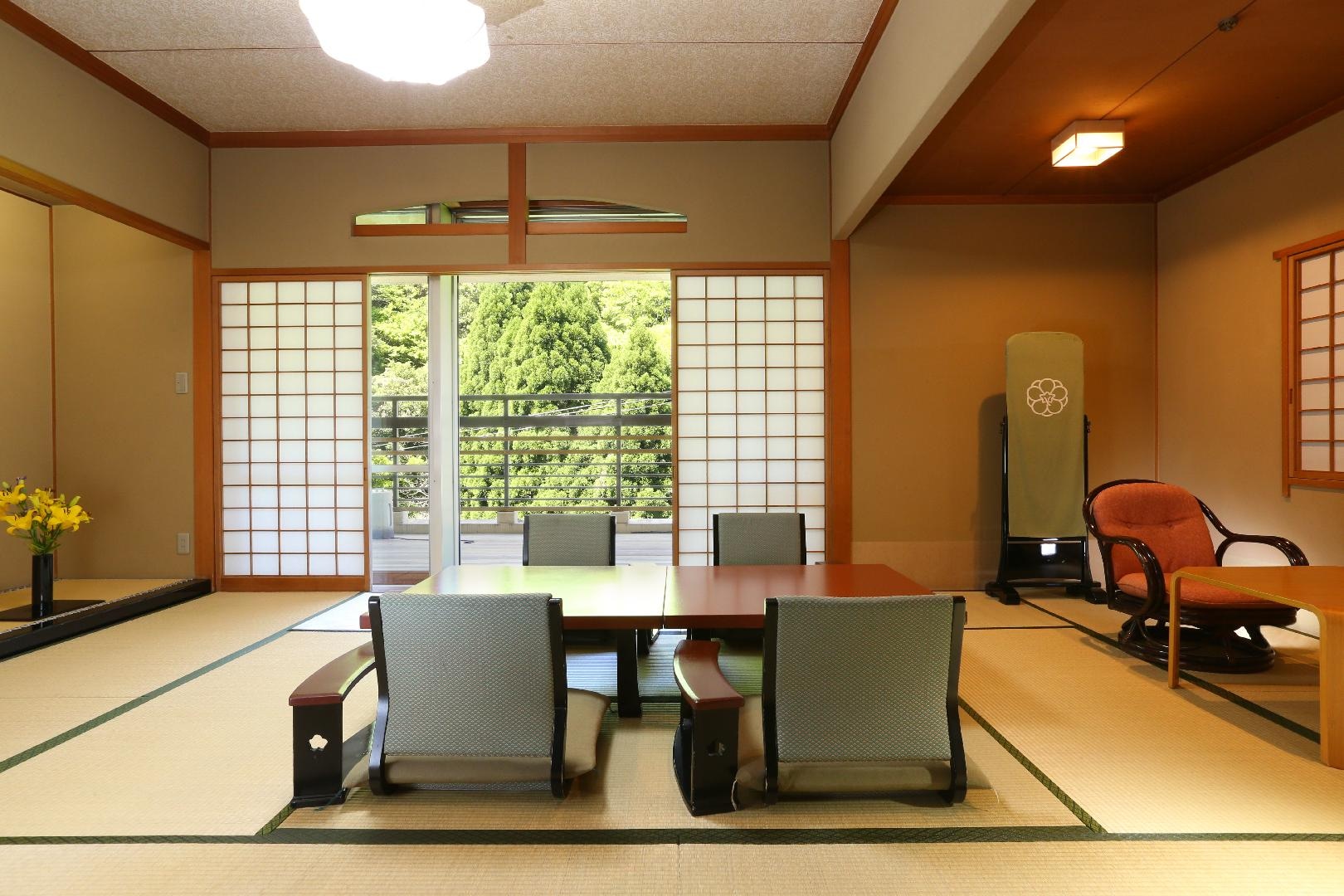 1 Japanese-style room (12 tatami mats + 50 square meters) [Jurakudai] Non-smoking