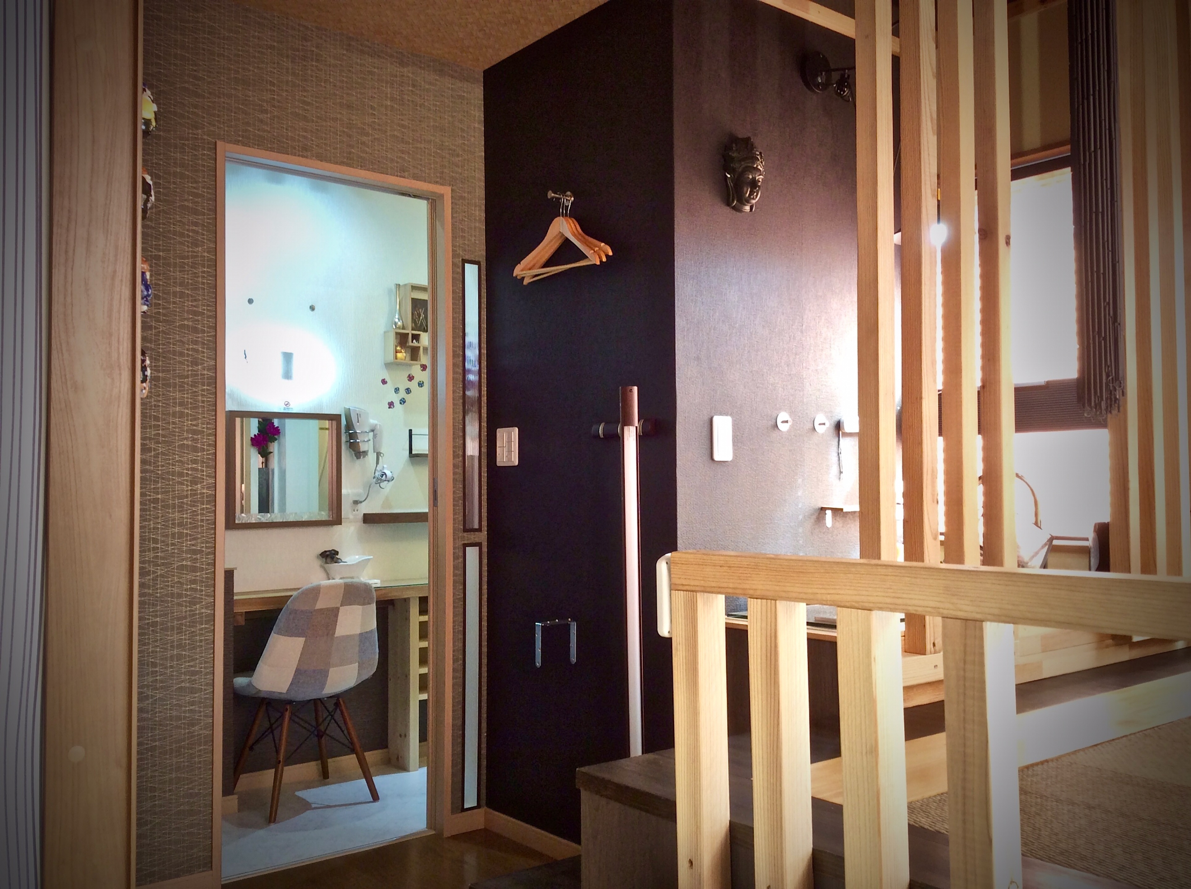 Shikkoku-Ma: Room 203: Restroom entrance (sliding door open): View from the living room