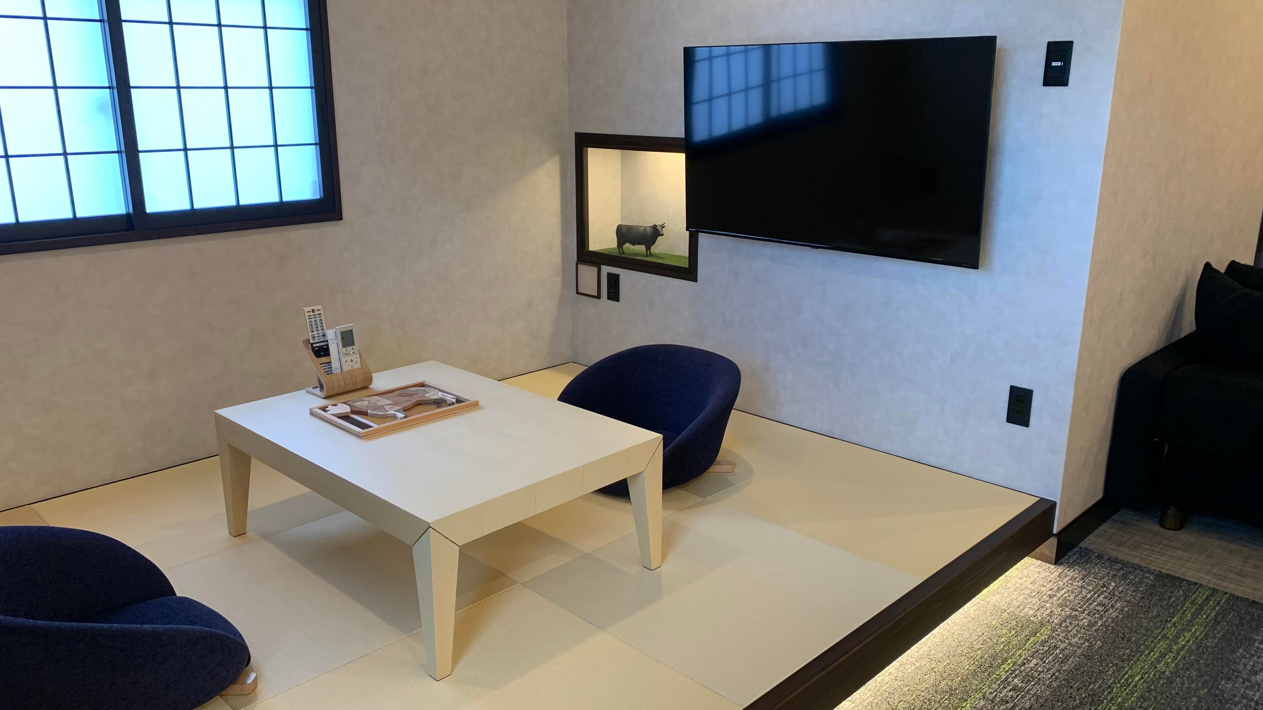 Special Room 302 Room 3