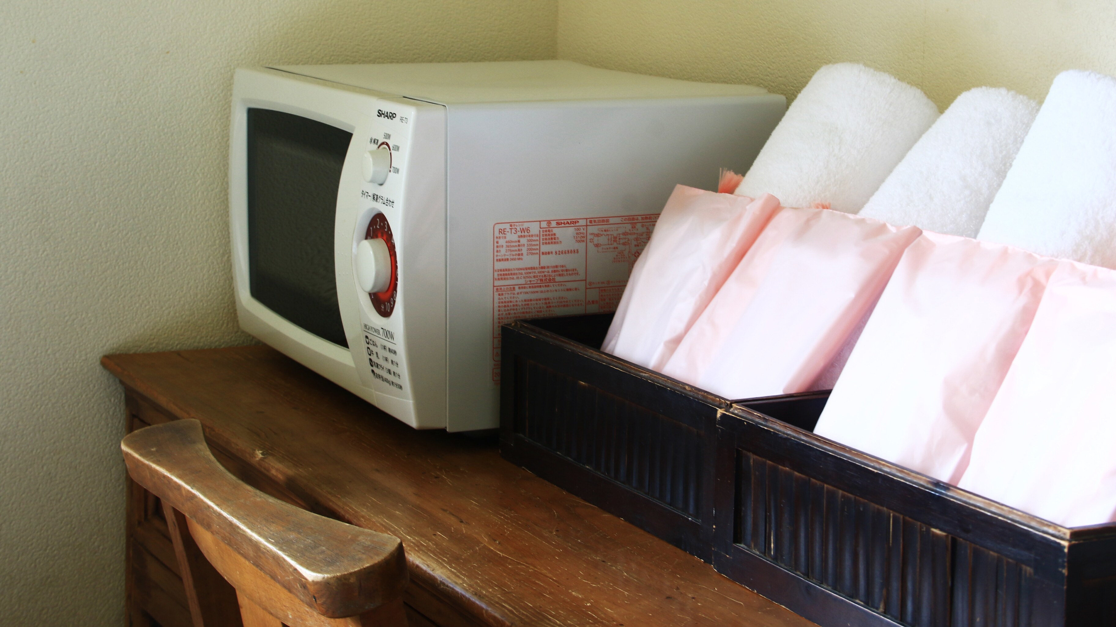 Microwave di setiap kamar