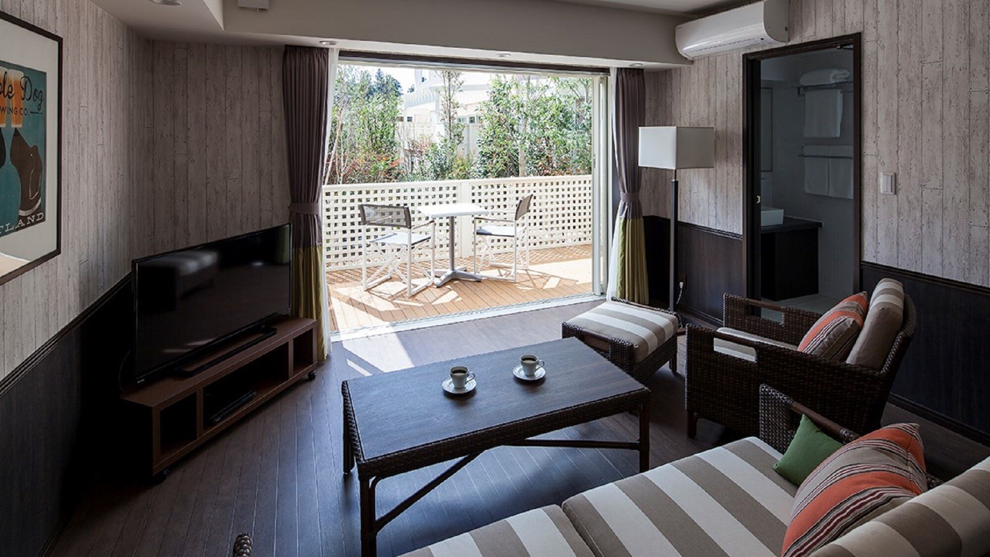 [Family Lodge Forest Terrace] Spend a relaxing time in a quiet villa nestled in the forest
