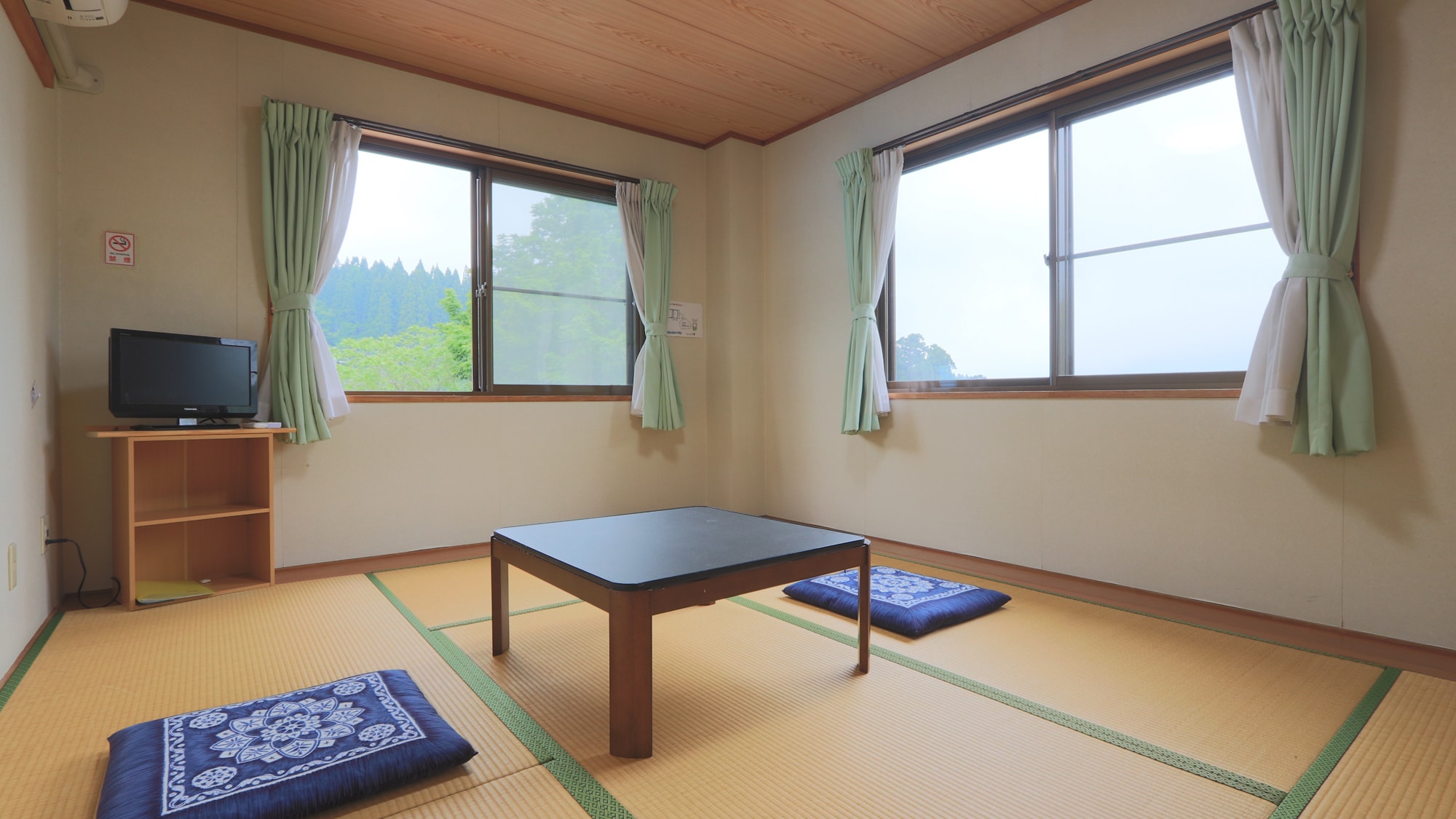 [6 tatami Japanese-style room]