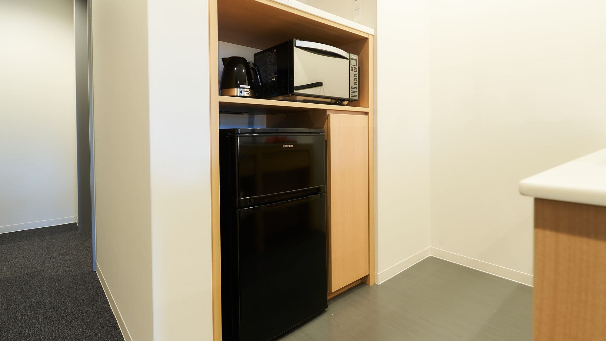 [Deluxe Fourth] Refrigerator, water heater, microwave