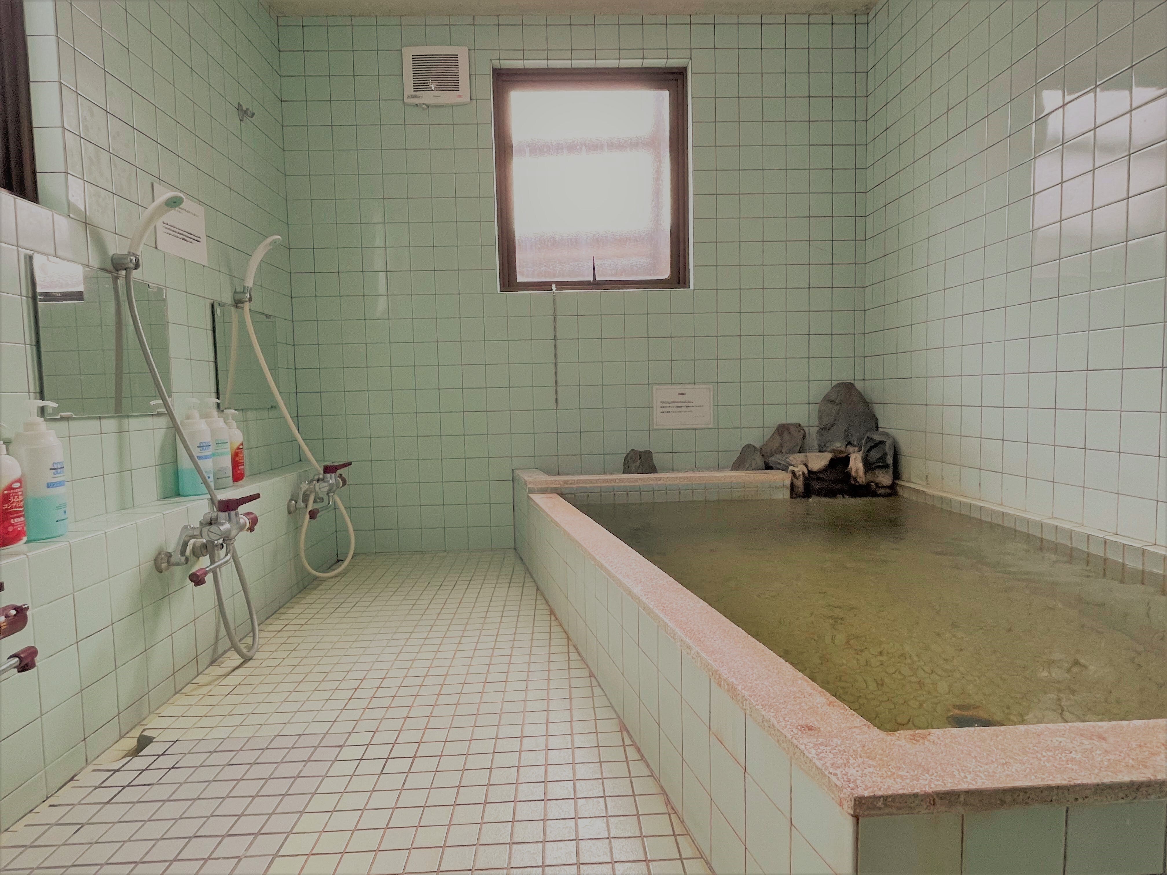 Indoor hot spring