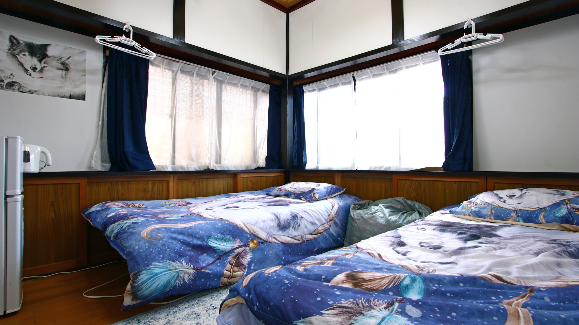 别馆G◆西式双床房,有哈士奇迎接您