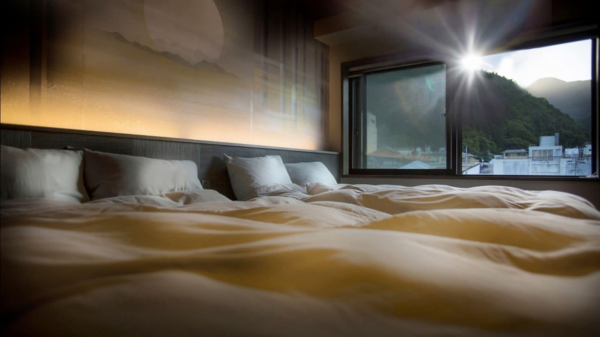 [Semi-Sweet Yu] Tempat tidur ini terbuat dari pegas ganda untuk pengalaman tidur yang mewah.