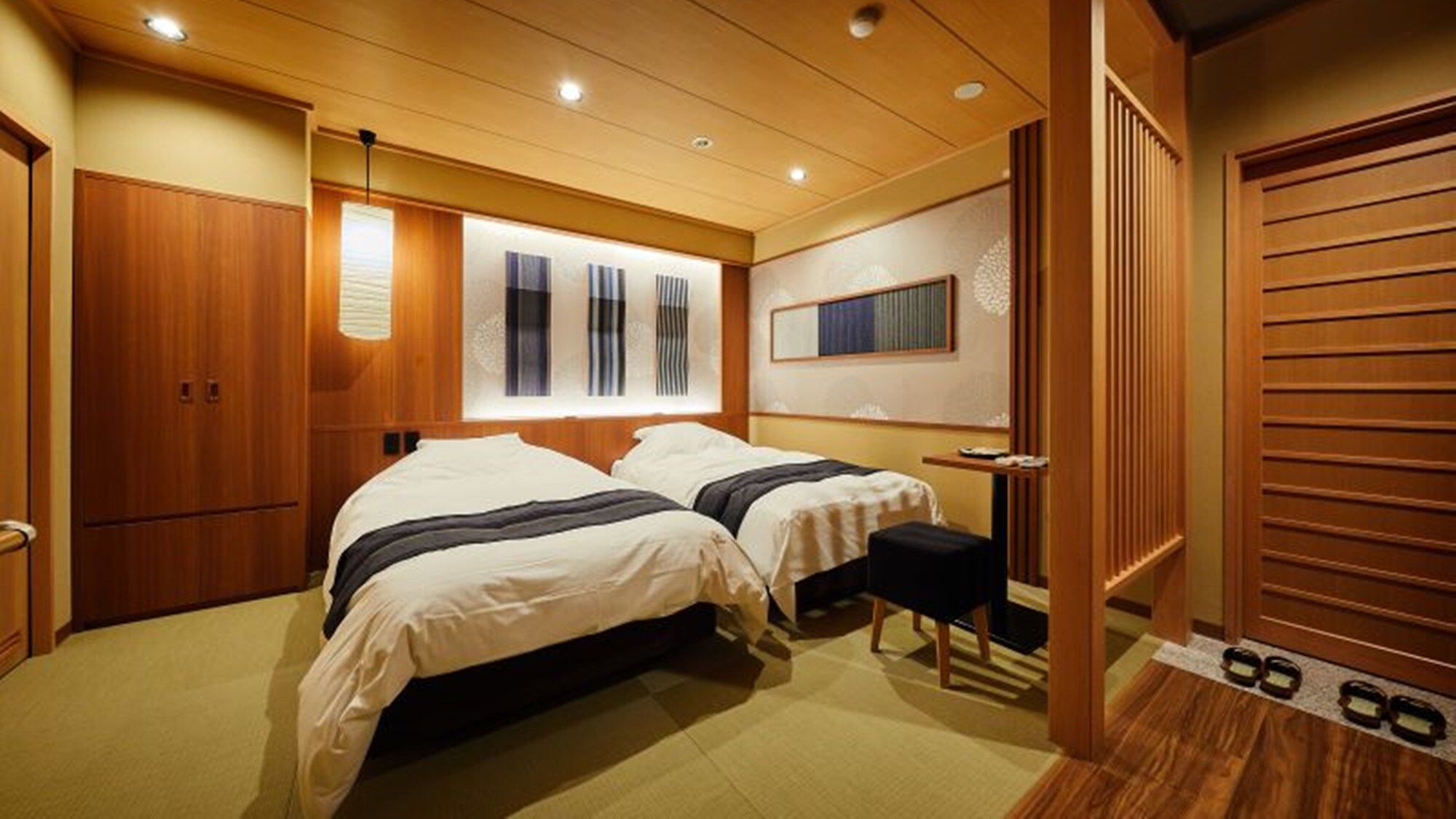 *[Guest Room/Kan'an 302] A room designed with a Kameda stripe motif.