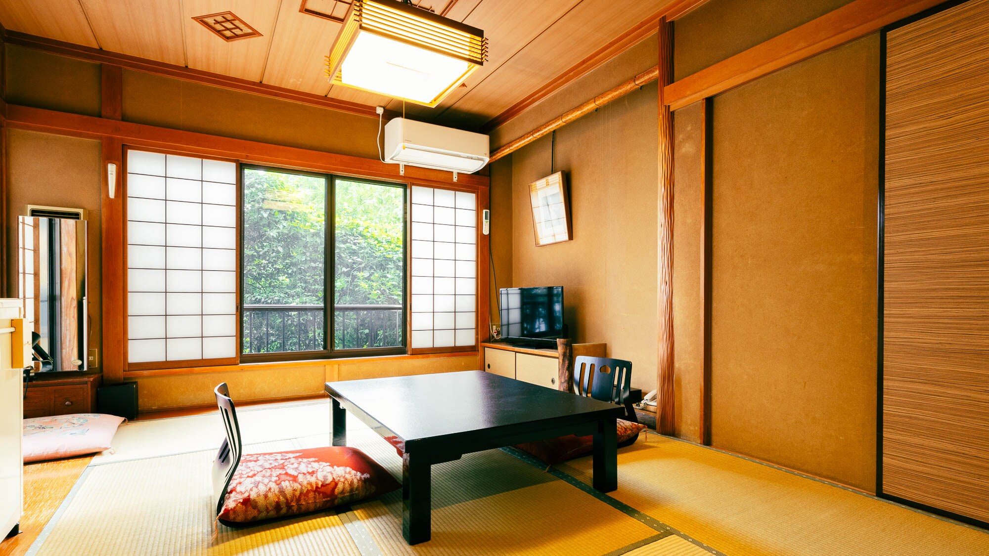 [Tầng 2 tiêu chuẩn] Phòng kiểu Nhật (8 chiếu tatami) / có bồn tắm và nhà vệ sinh <Không có tầm nhìn>