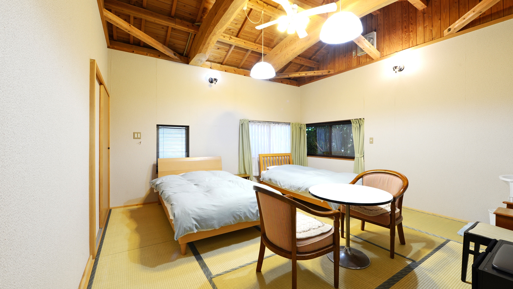 * [Example of guest room] Japanese-style room 8 tatami mats. A Japanese-style room where 1 or 2 people can spend a relaxing time.