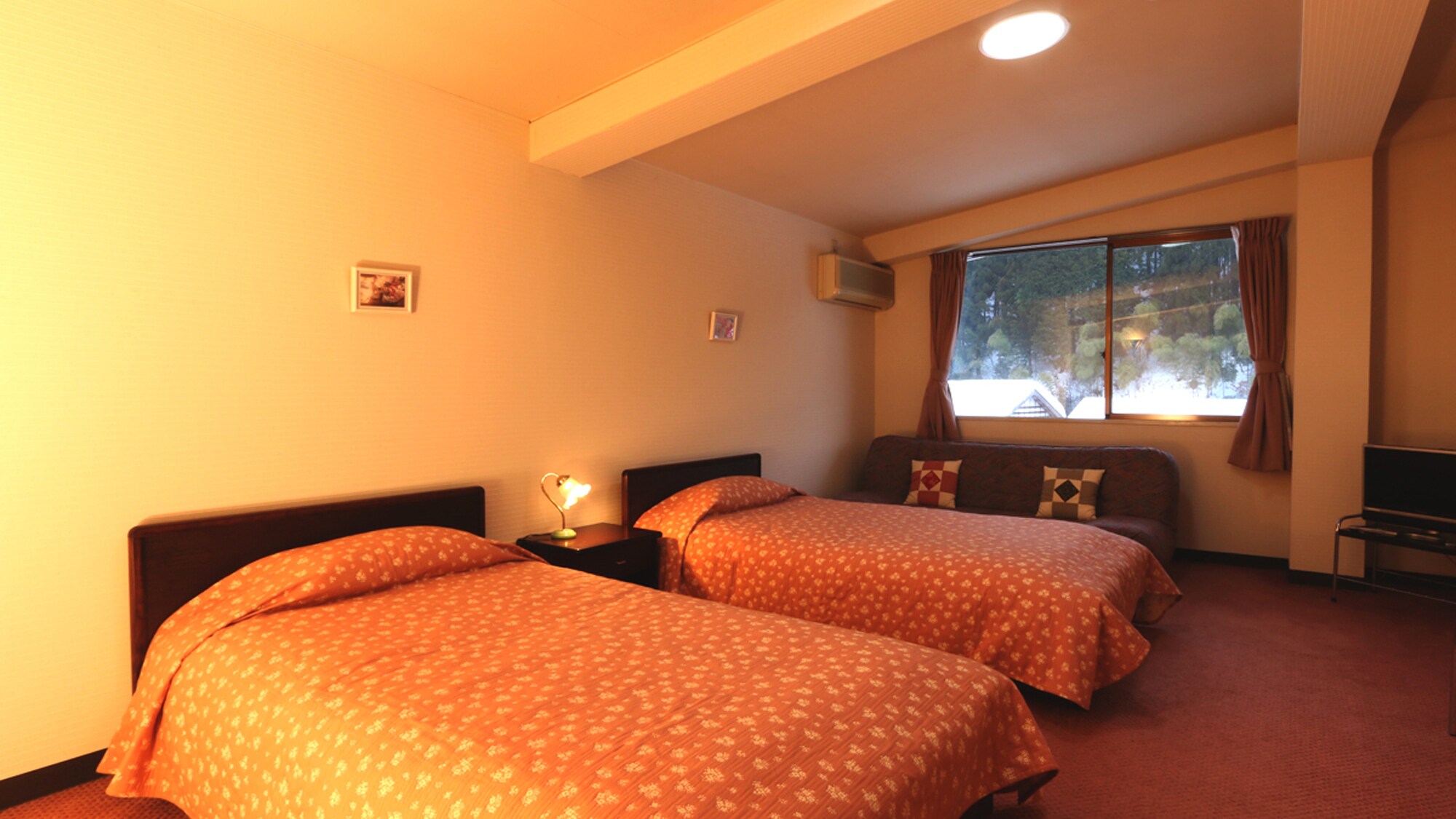 Ideal for couples♪ Popular Western-style room